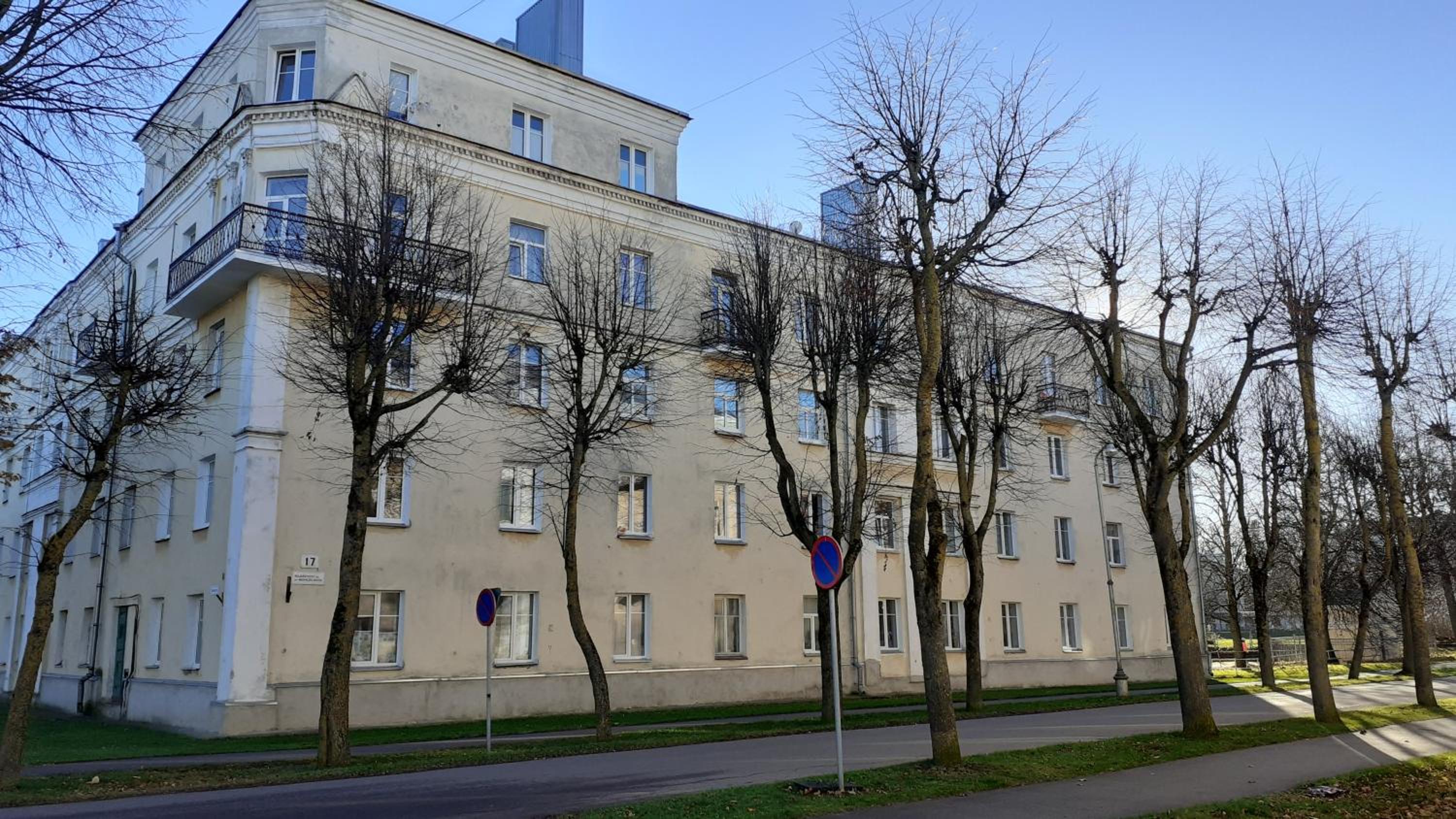Majakovski Family Suite