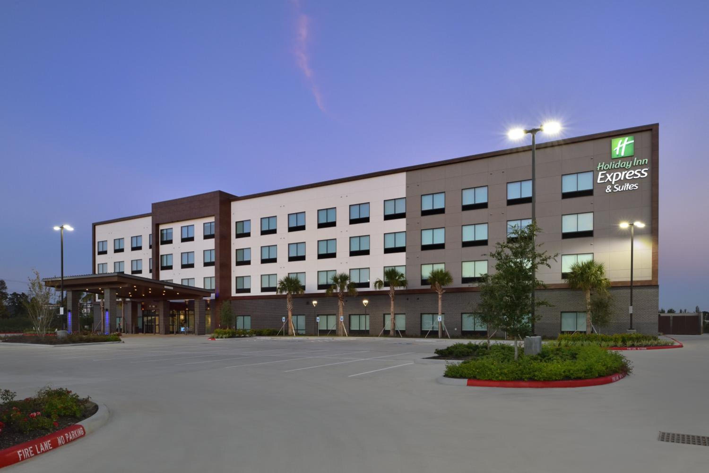 Palm Springs Vacations - Holiday Inn Express Suites Spring - Woodlands Area, an IHG Hotel - Property Image 57