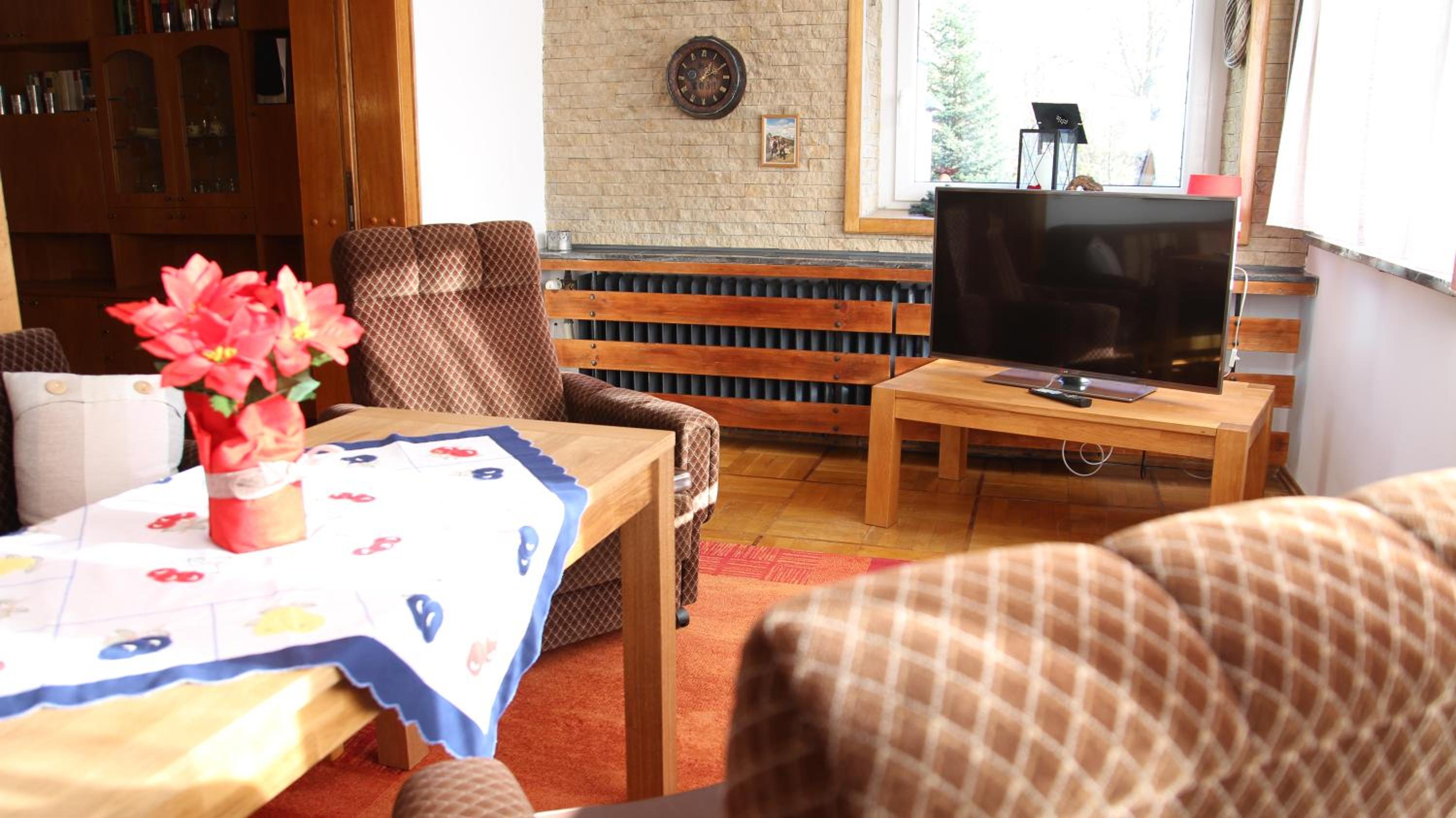 Landhaus Büttner Altenberg, zentral, familienfreundlich, Skihang & Erlebnisberg fußläufig