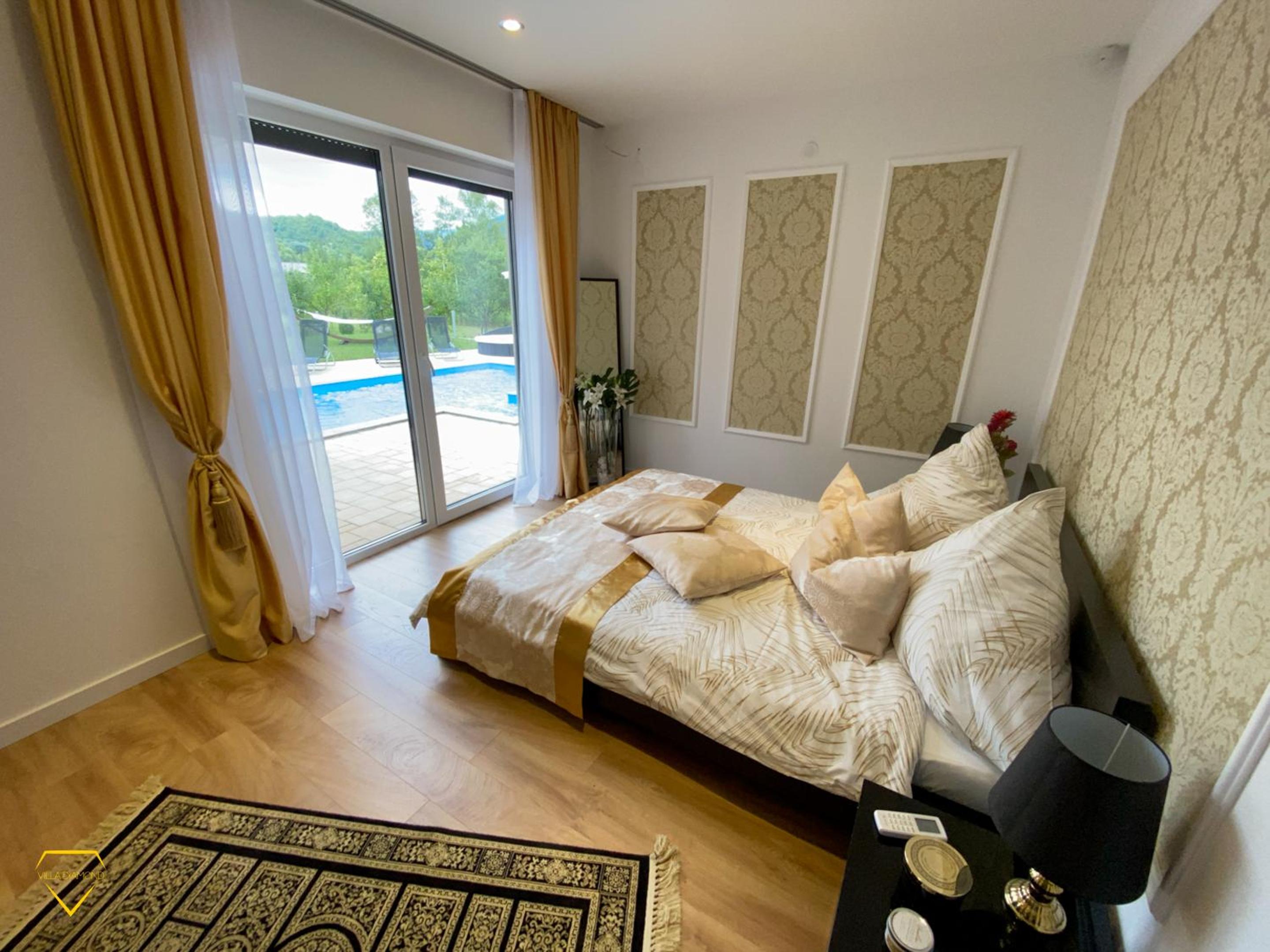 Villa Diamond view 2