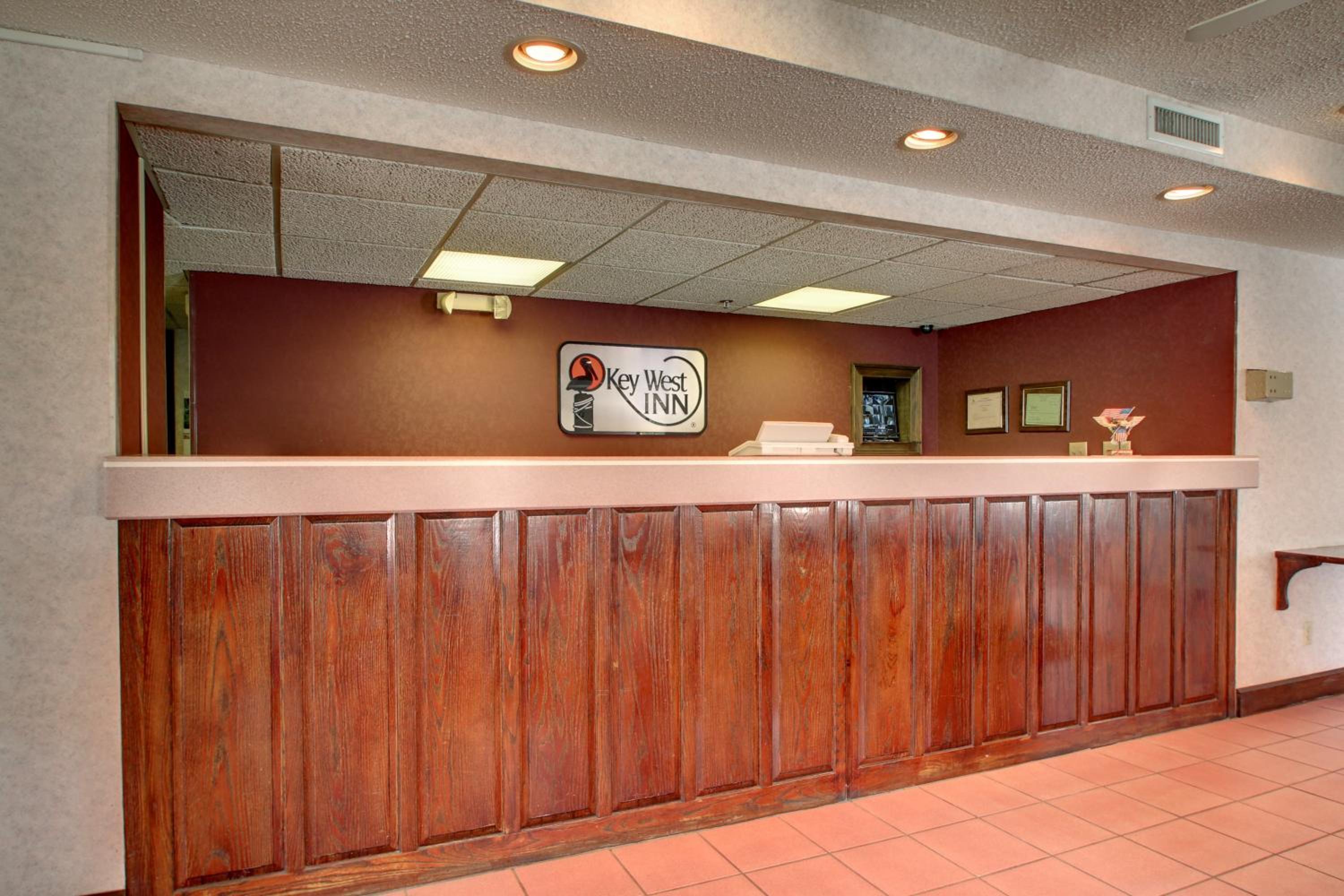 Key West Inn - Baxley - Property Image 29