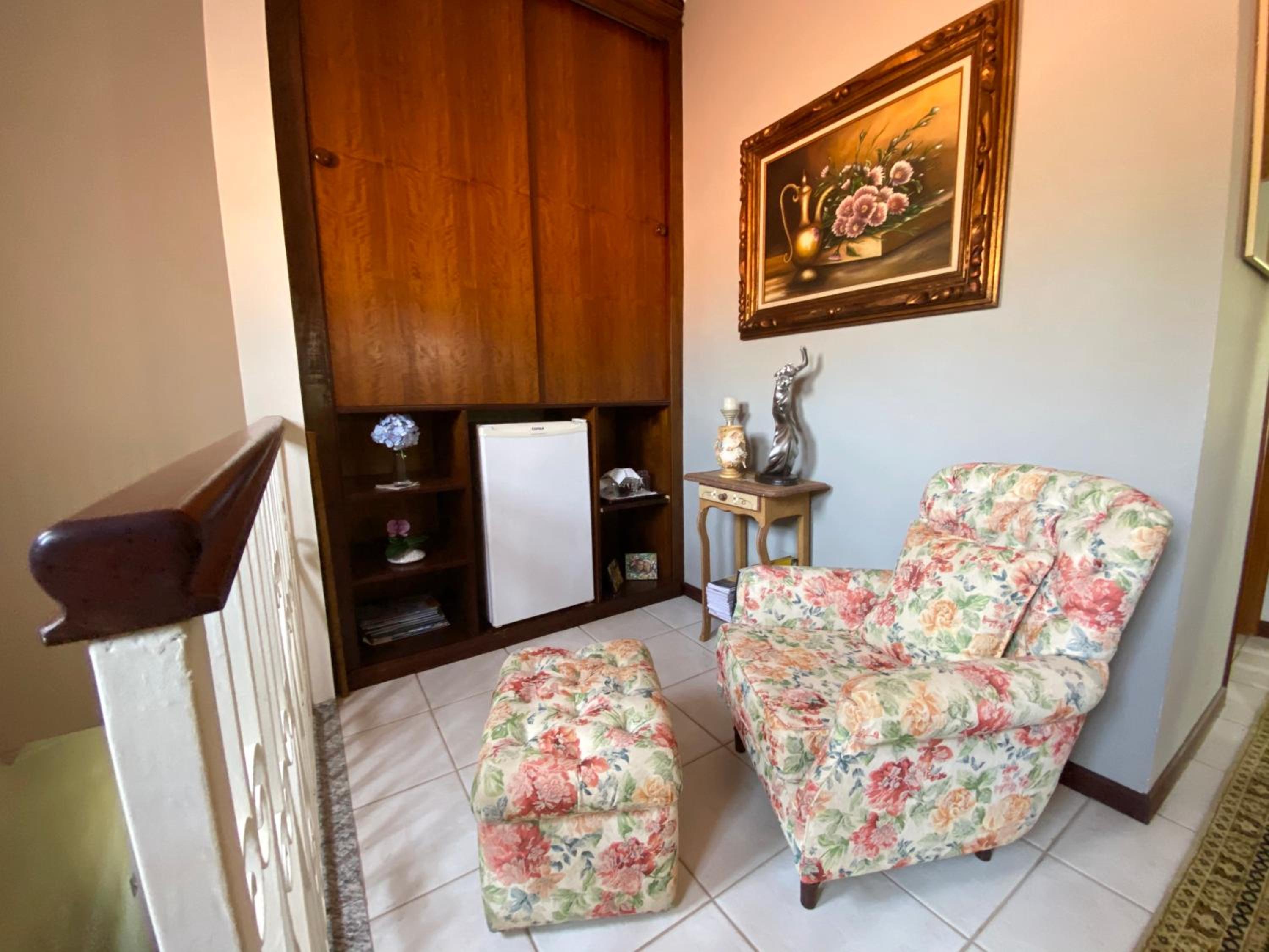 Casa alto padrão em condomínio fechado - São Roque