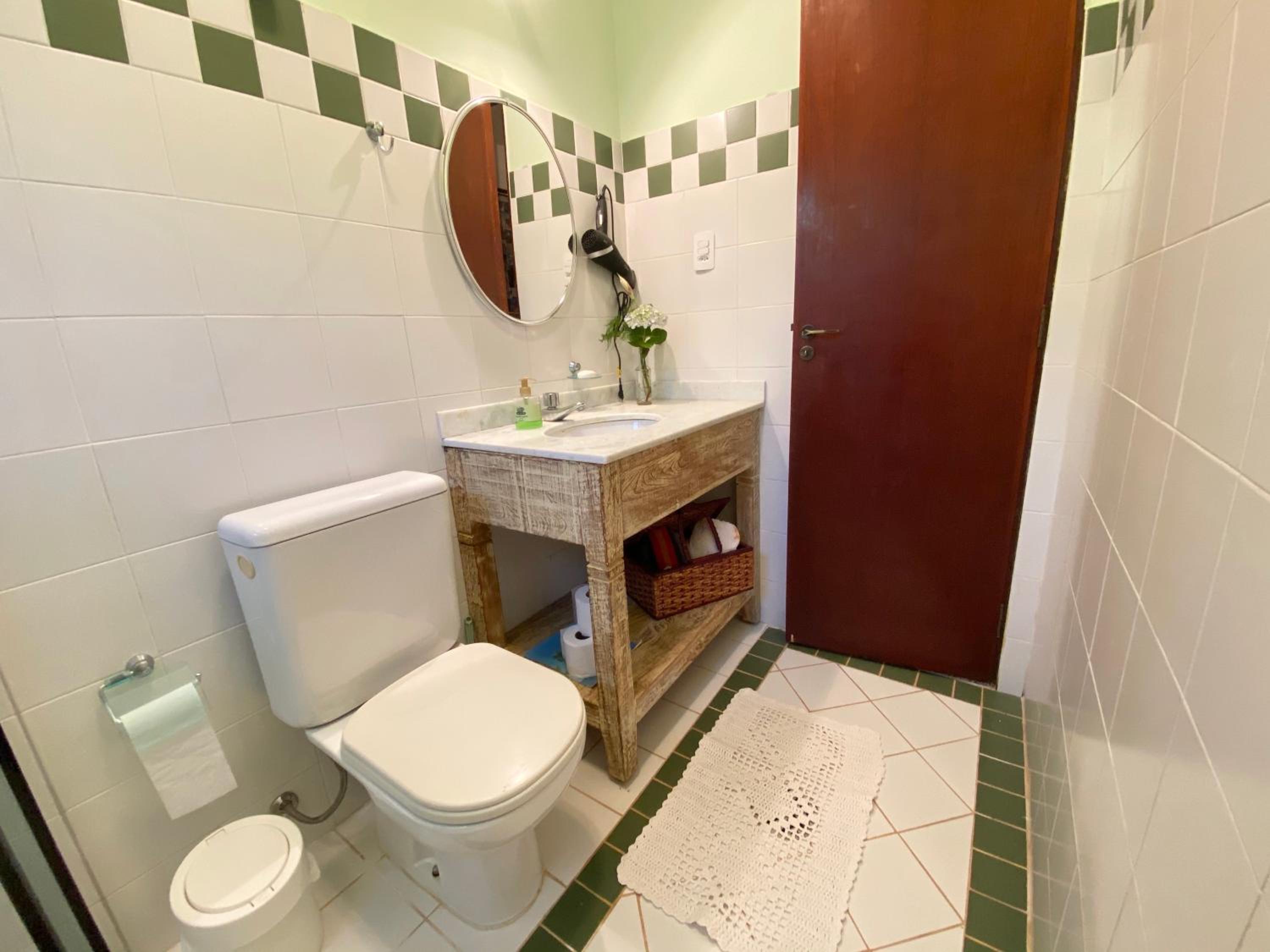 Casa alto padrão em condomínio fechado - São Roque