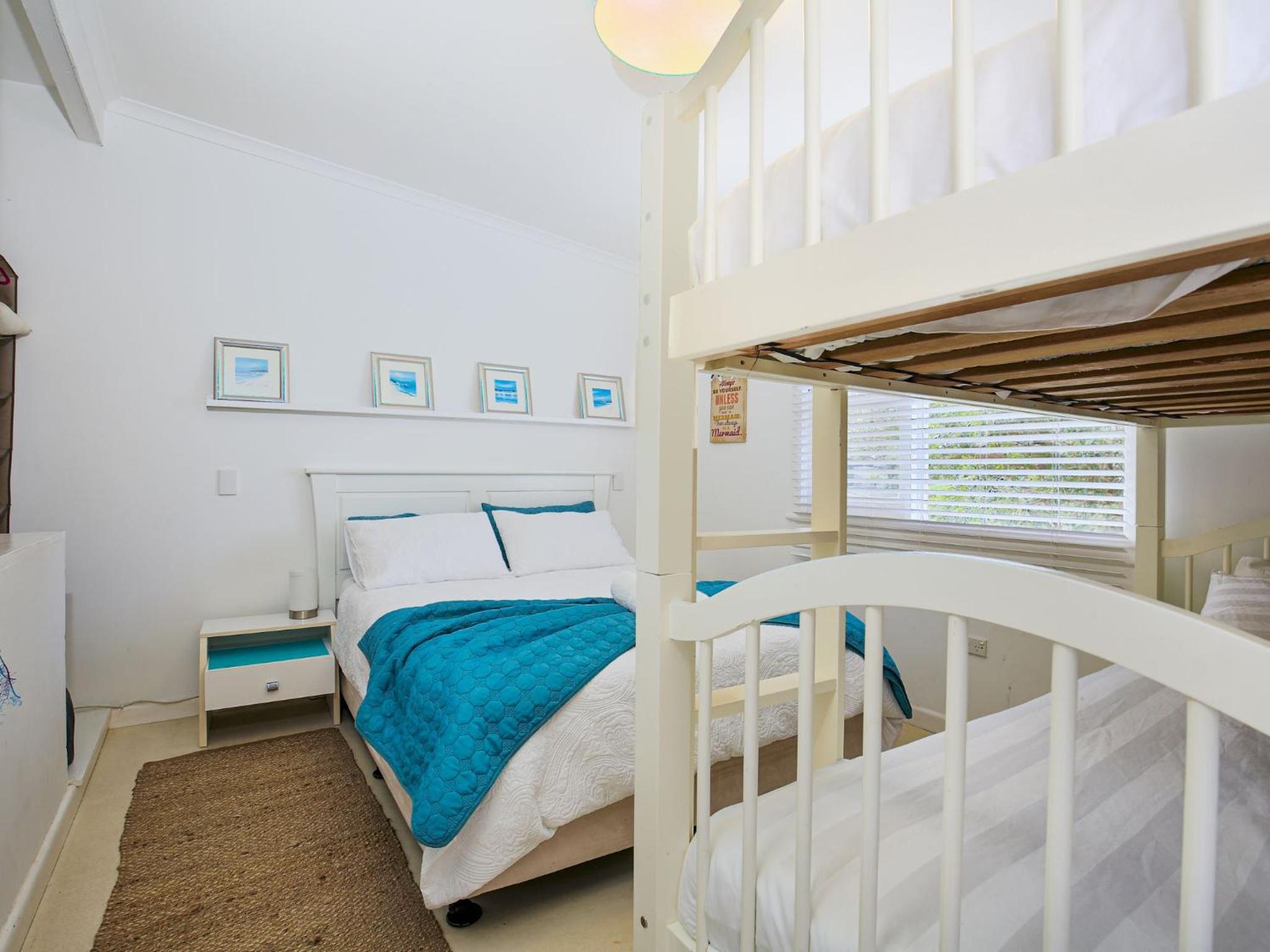 Arklow I Pet Friendly with Ocean Views