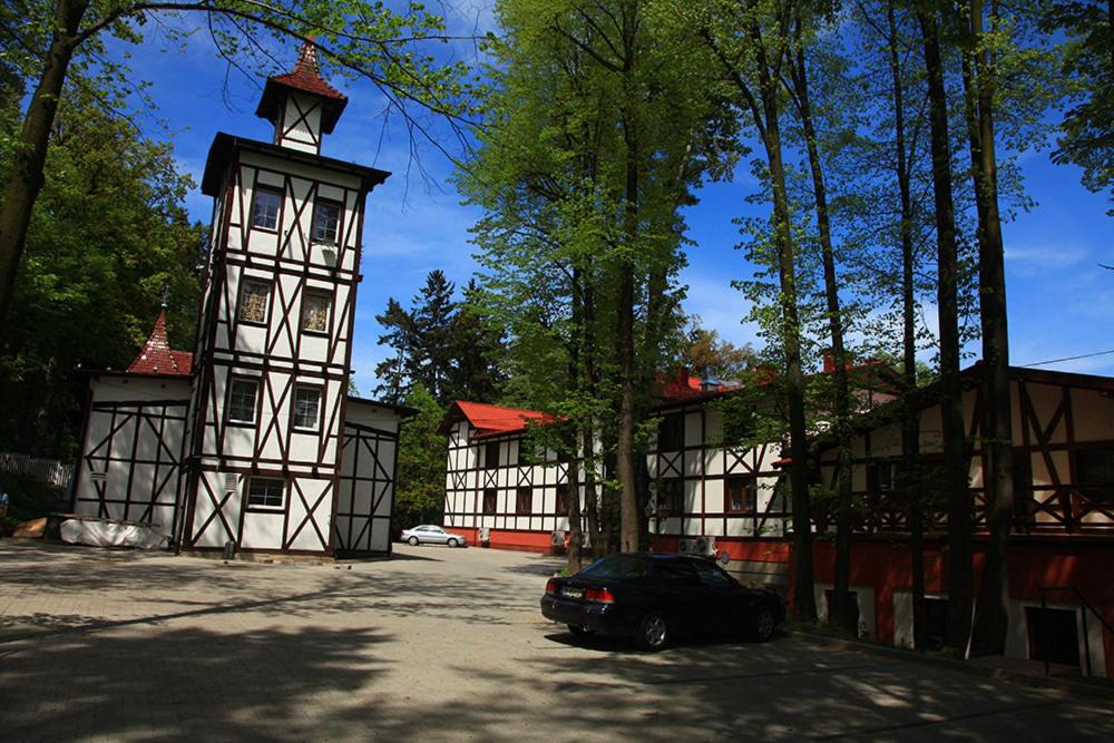 Photo 12