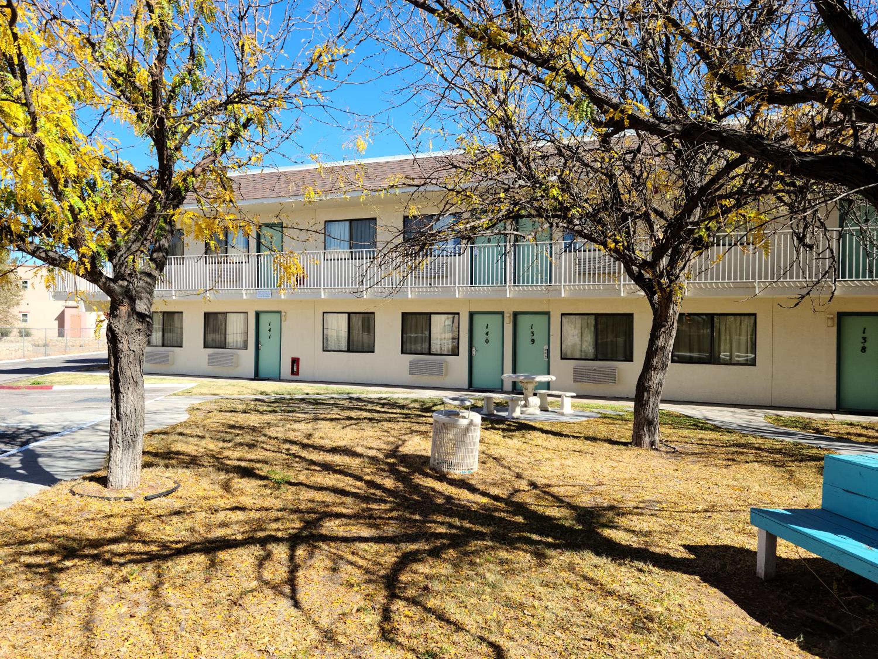 Las Cruces Vacations - Motel 9 Las Cruces - Property Image 6