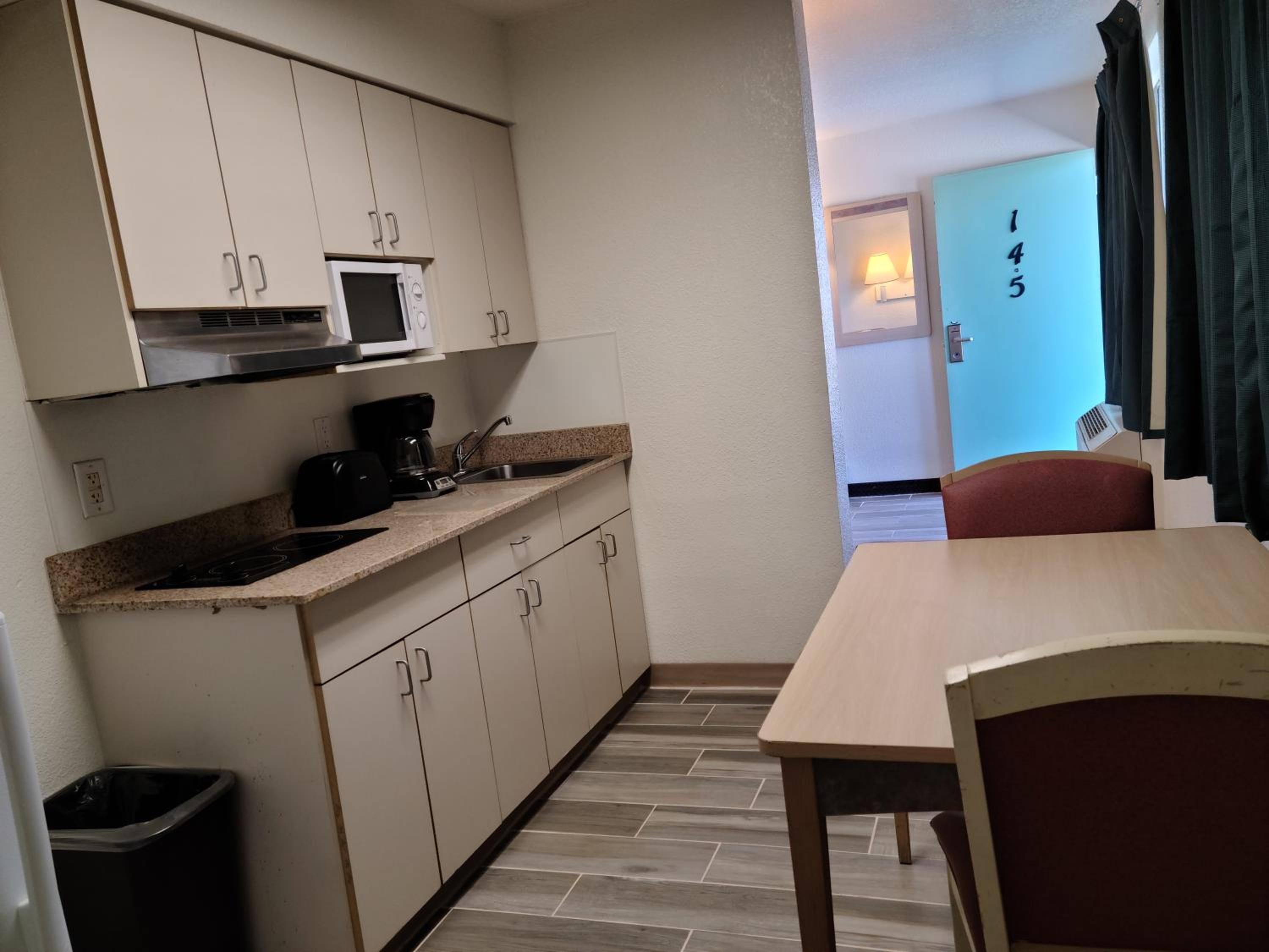 Las Cruces Vacations - Motel 9 Las Cruces - Property Image 10
