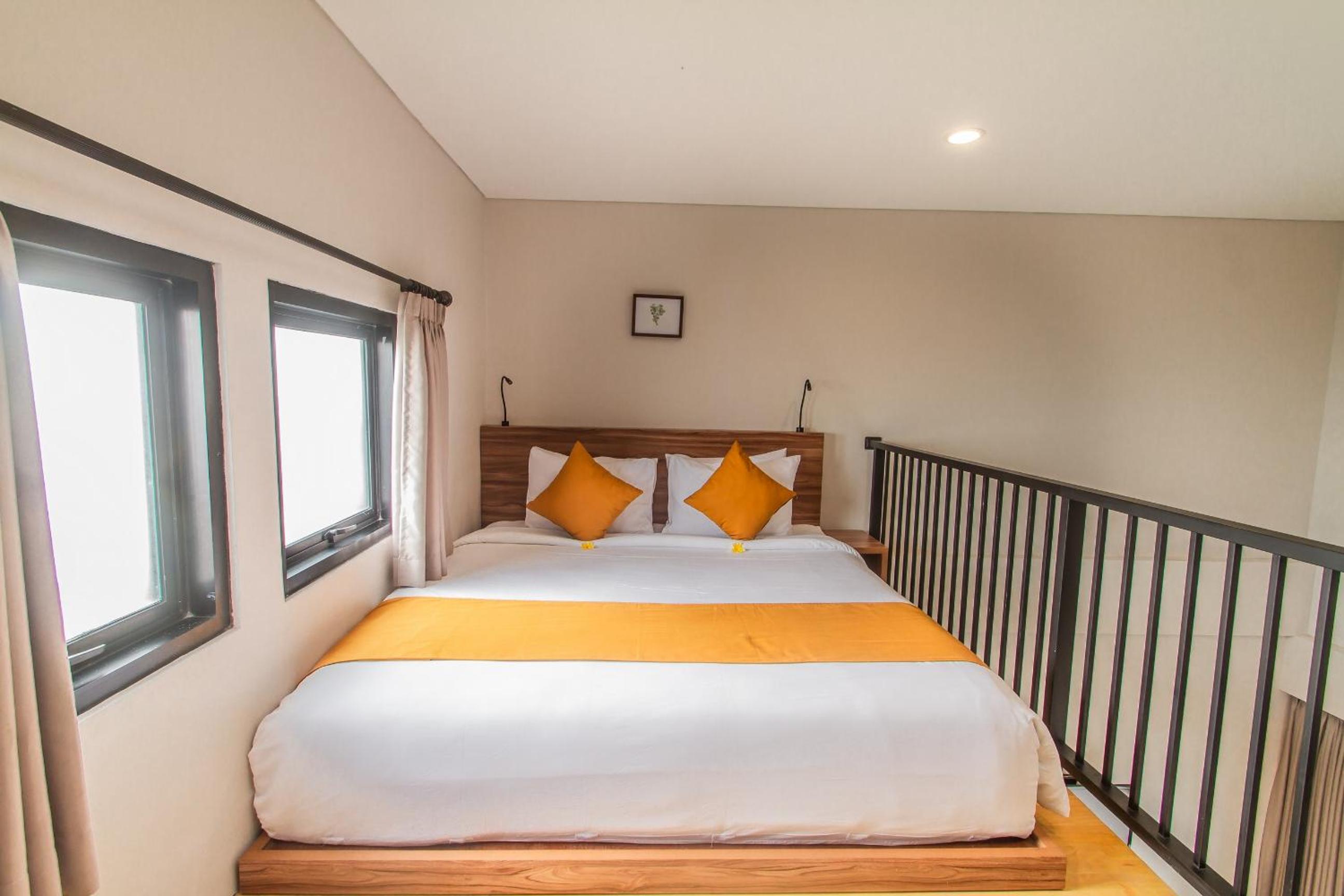 D Home Seminyak view 5