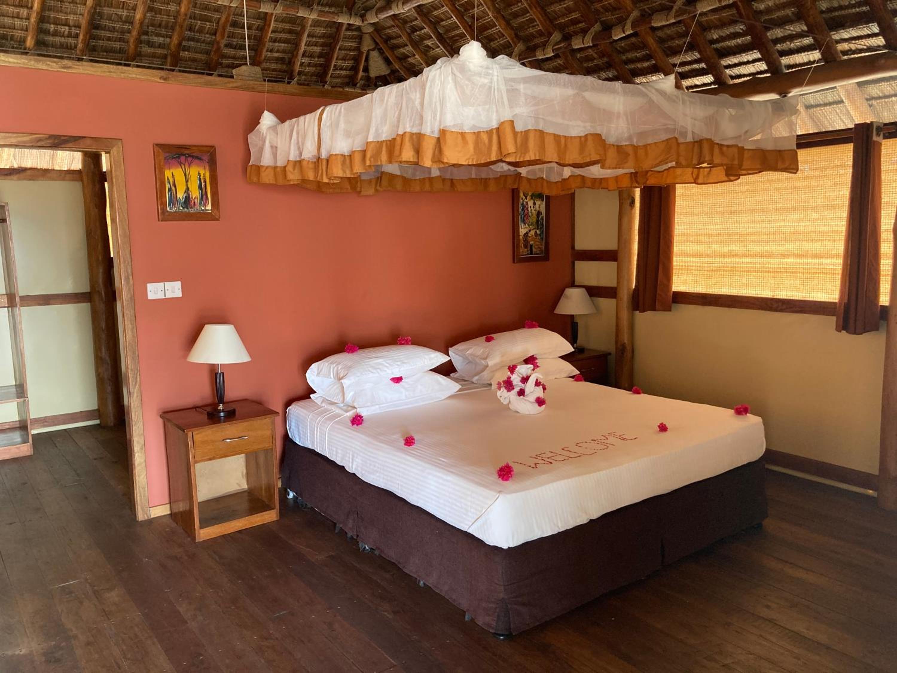 Barry's Beach Resort Pangani
