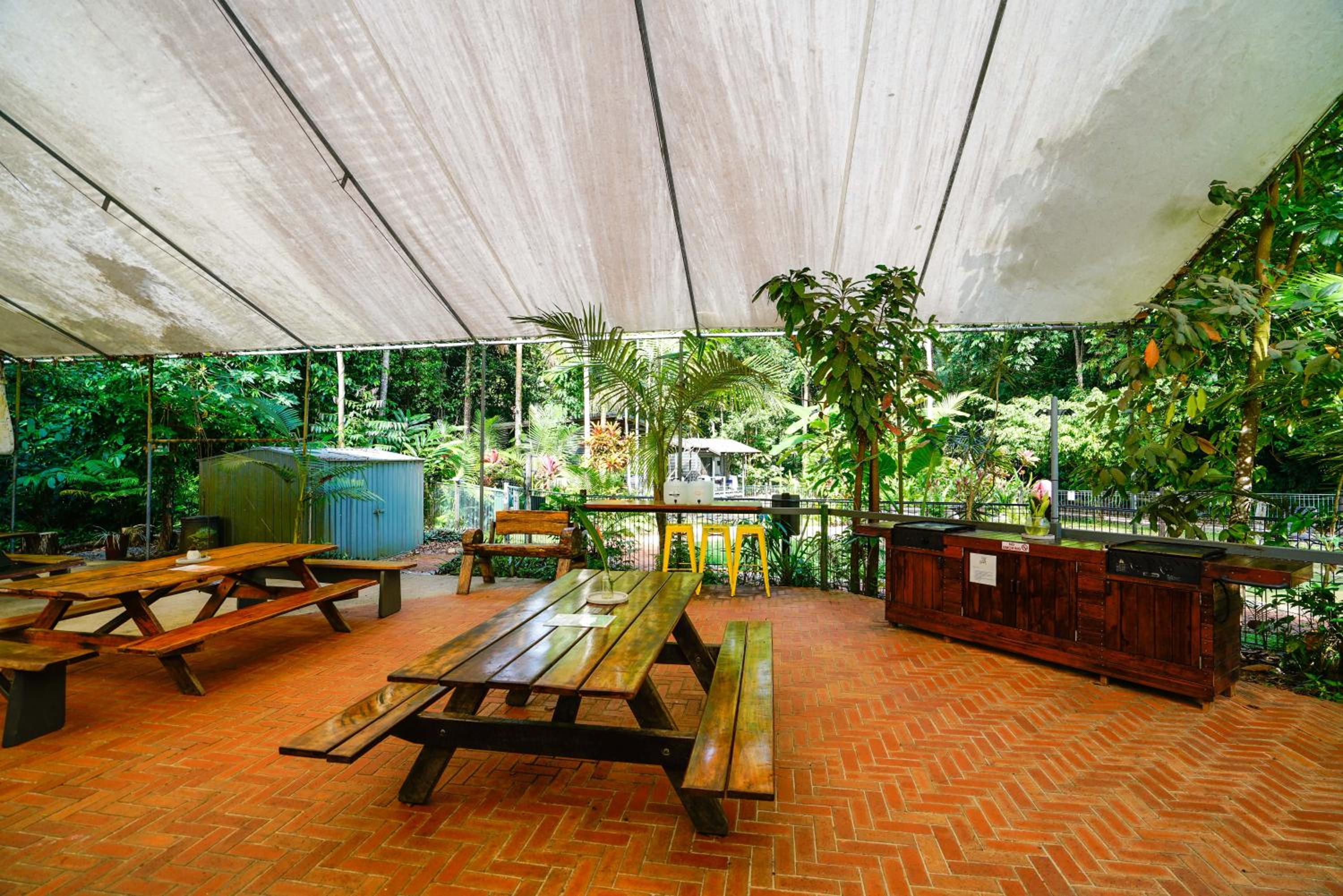 Safari Lodge