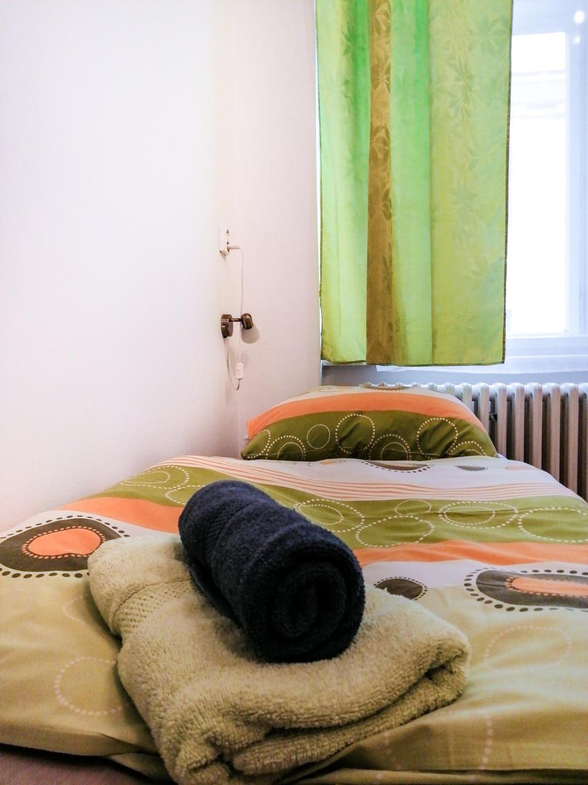 Photo 52