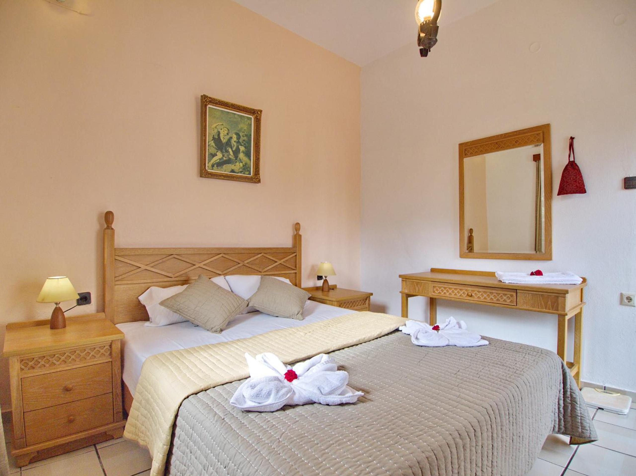 Maros Spitaki view 3