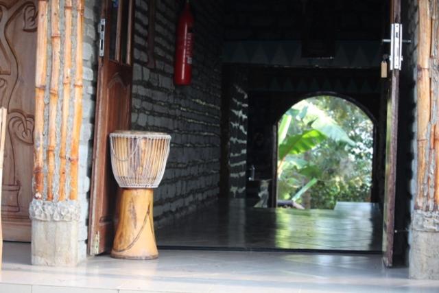 Kyaninga Royal Cottage