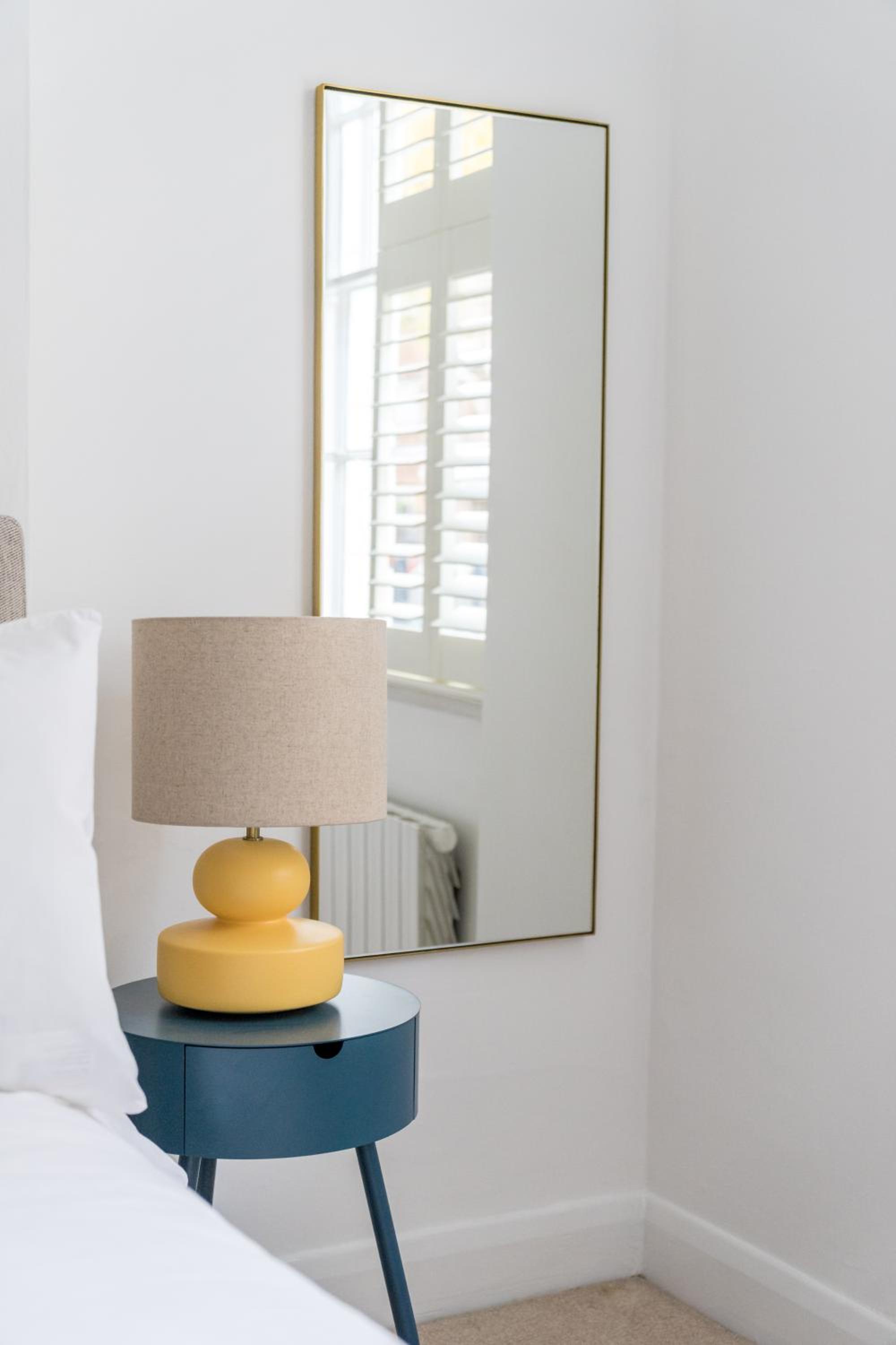 Modern 2BR Flat in Pimlico - 3 min to tube, private patio