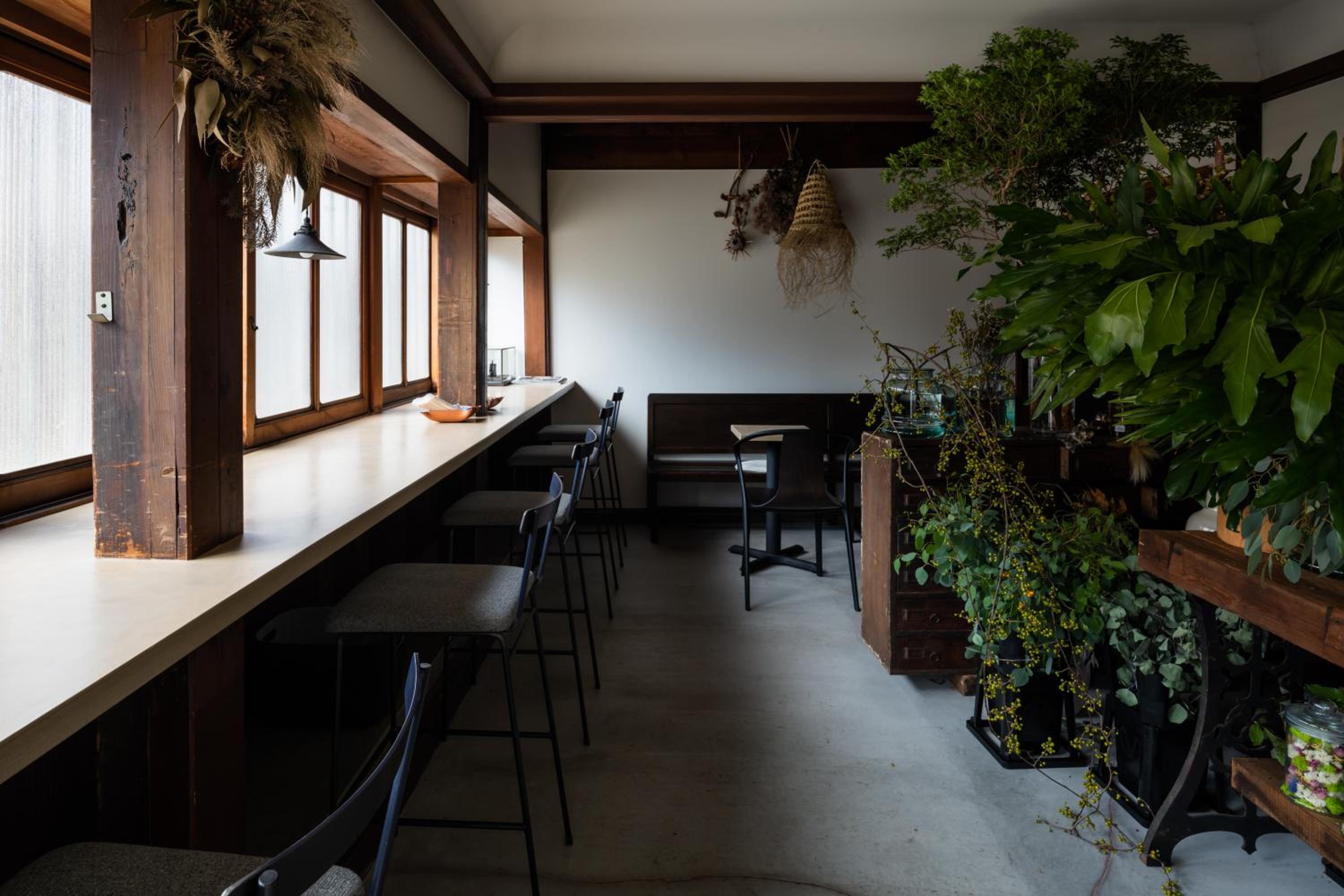 restaurant