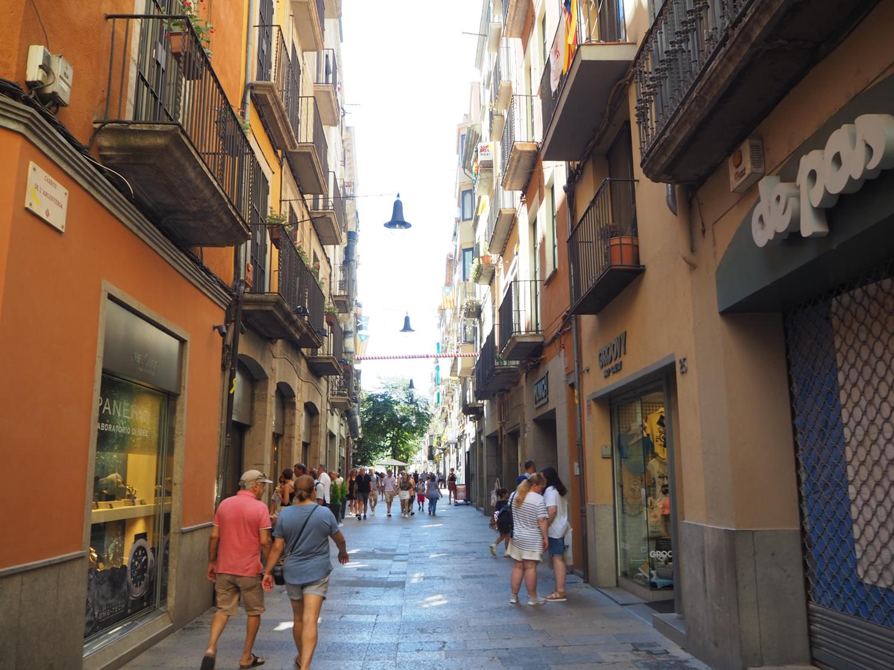 Apartament modern a Girona centre, parking gratis view 4