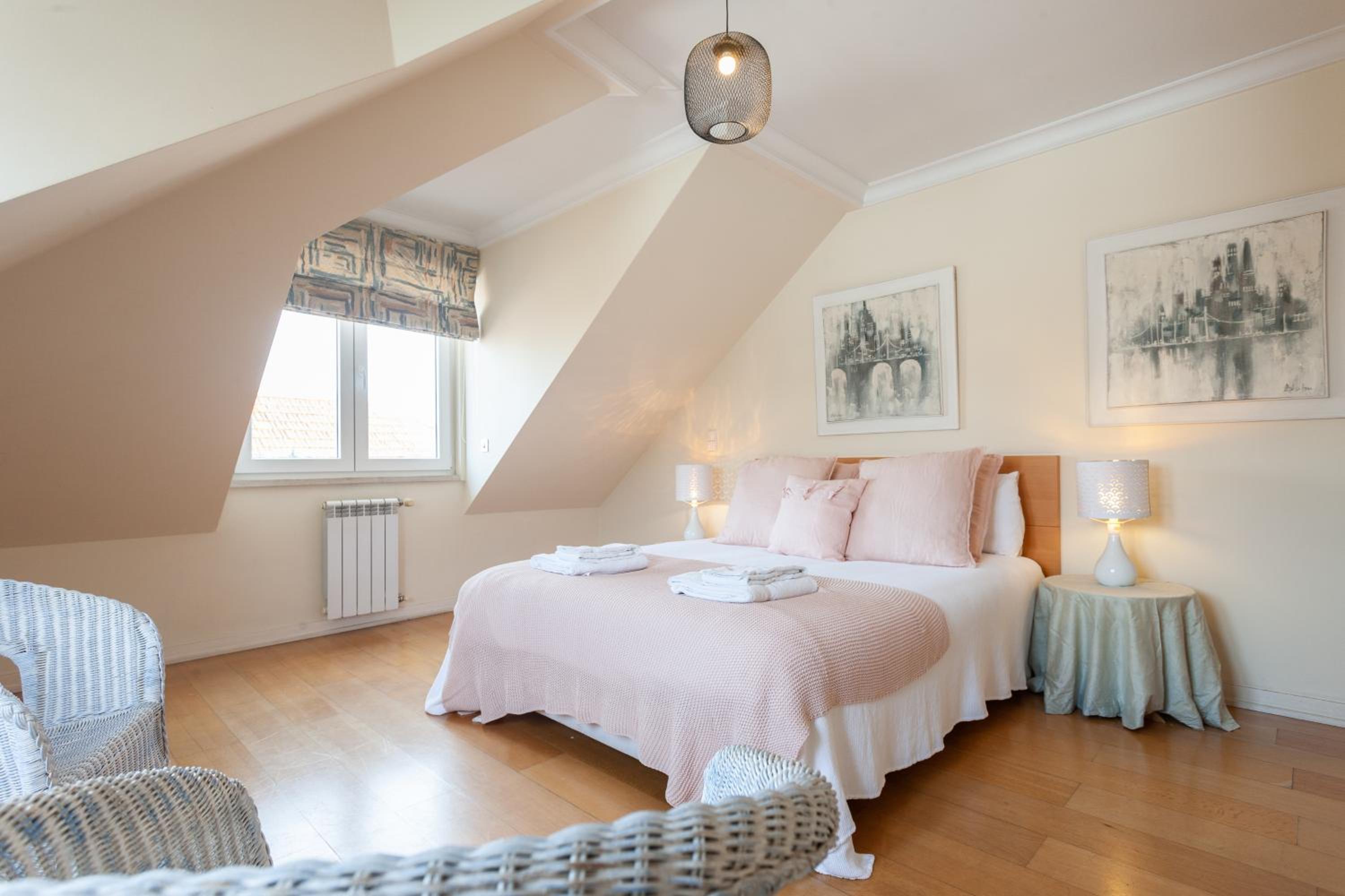 FLH Chic Chiado Exotic Spacious Residence view 5