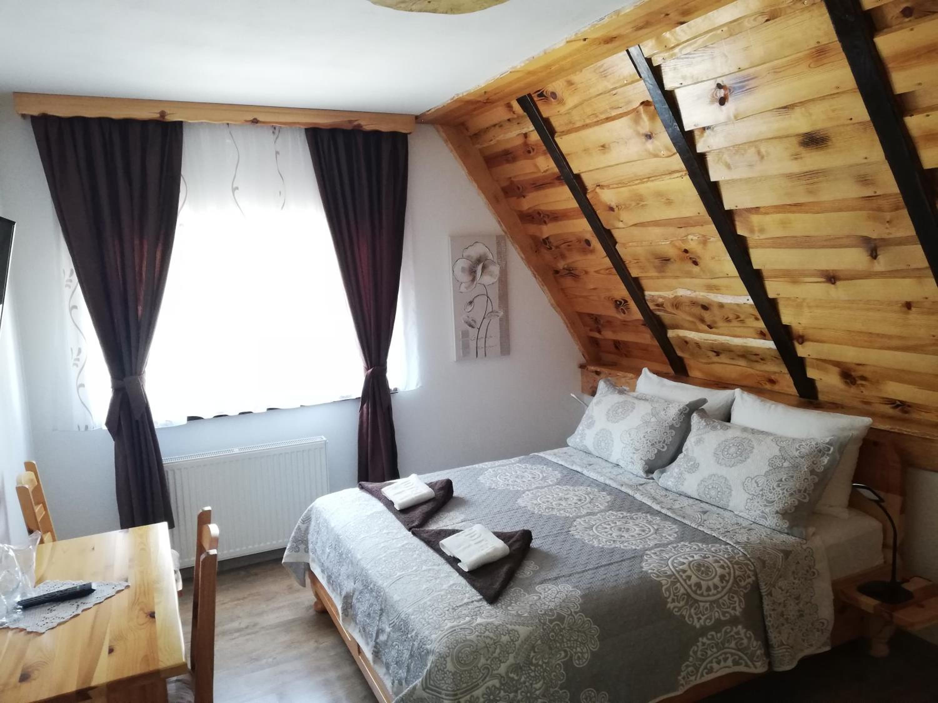 Rustic Lodge Plitvice