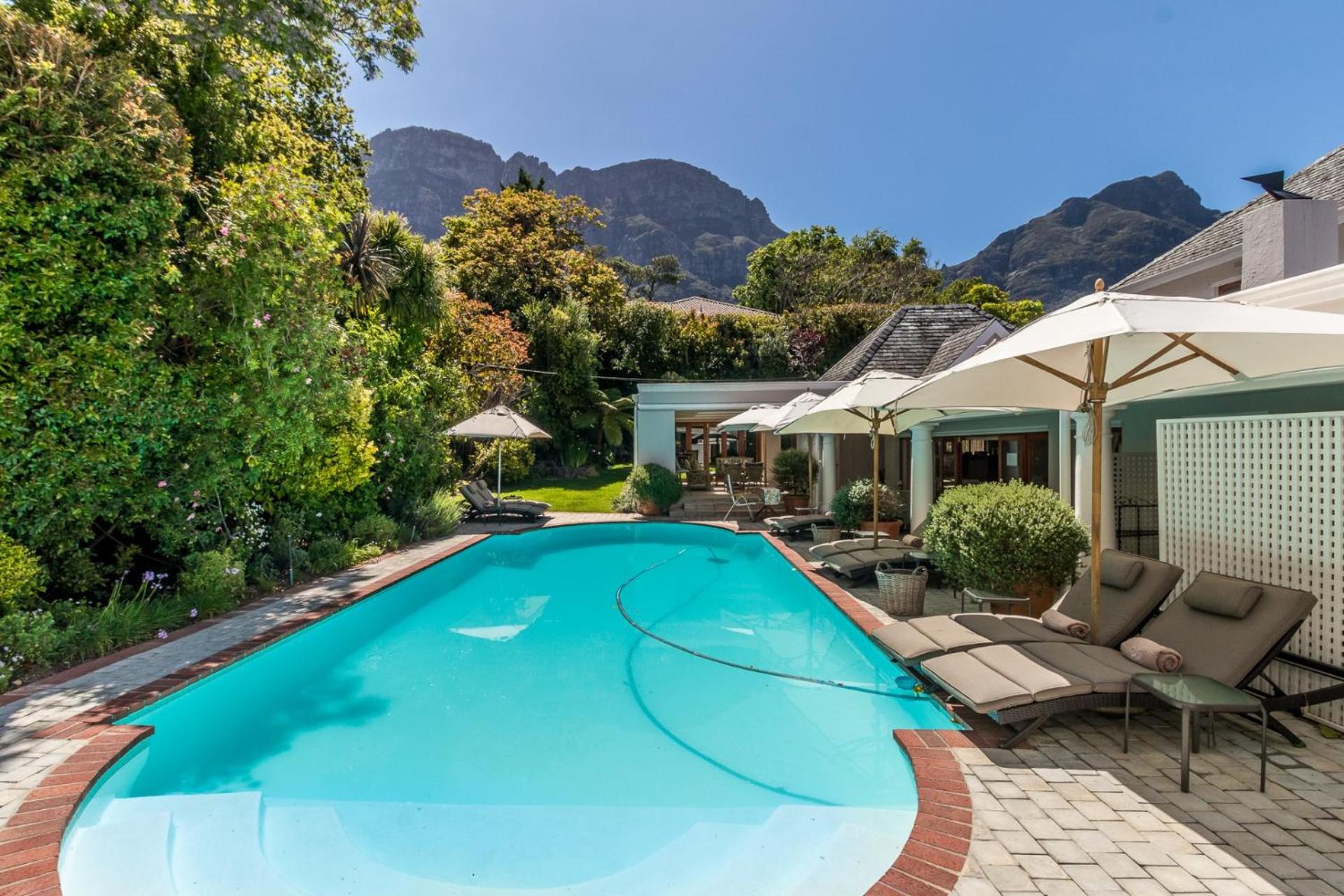 Fernwood Manor Boutique Guest House