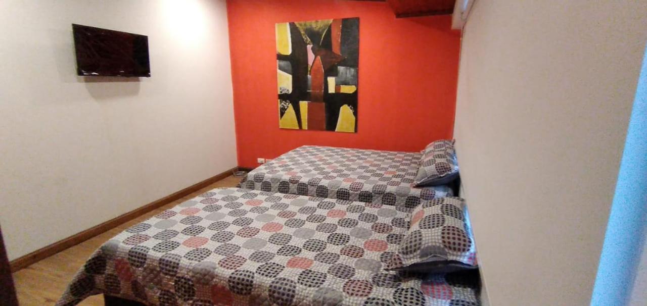 acogedor Hostal usaquen la parada del tren