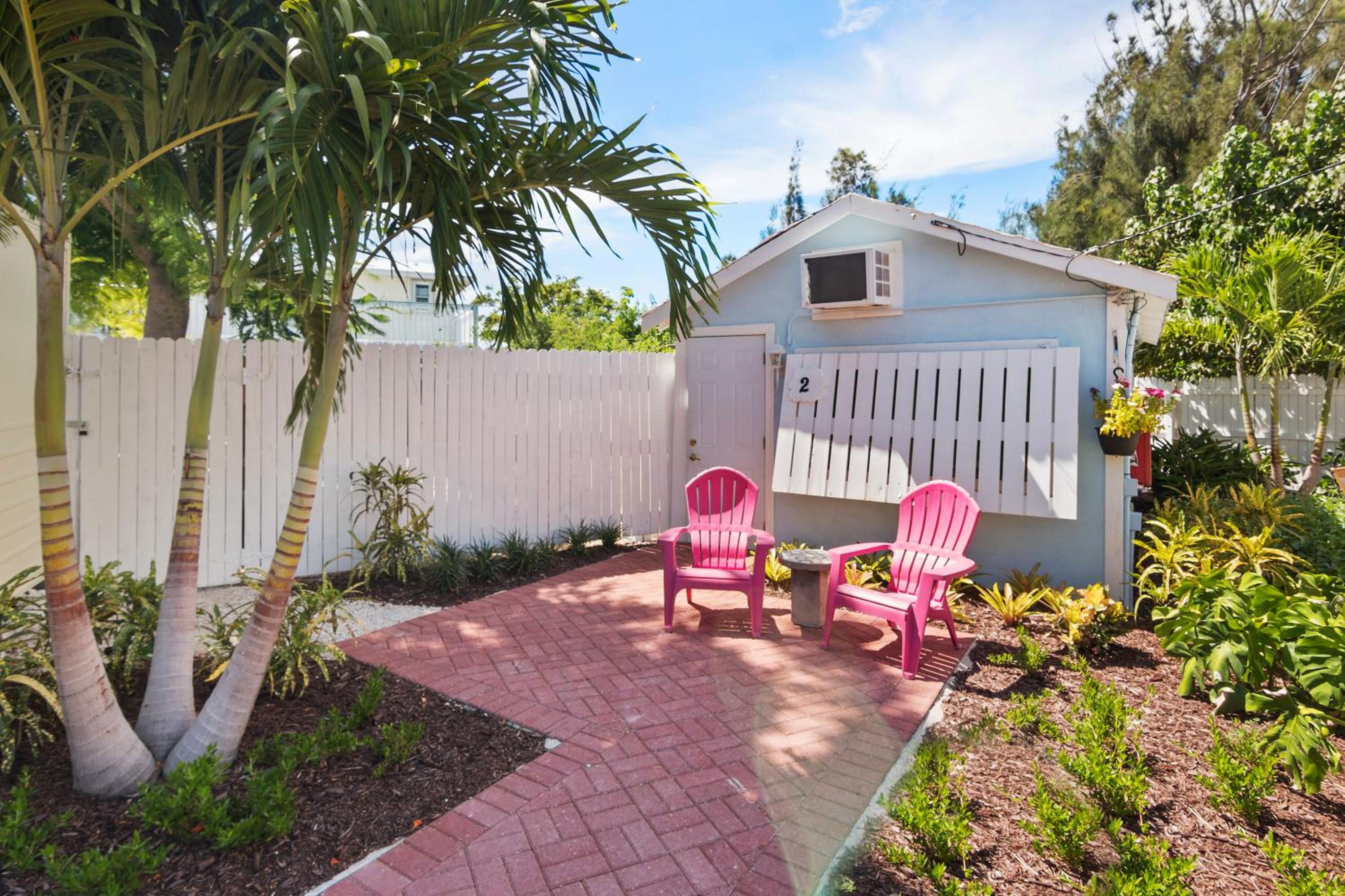 Tropical Cottages