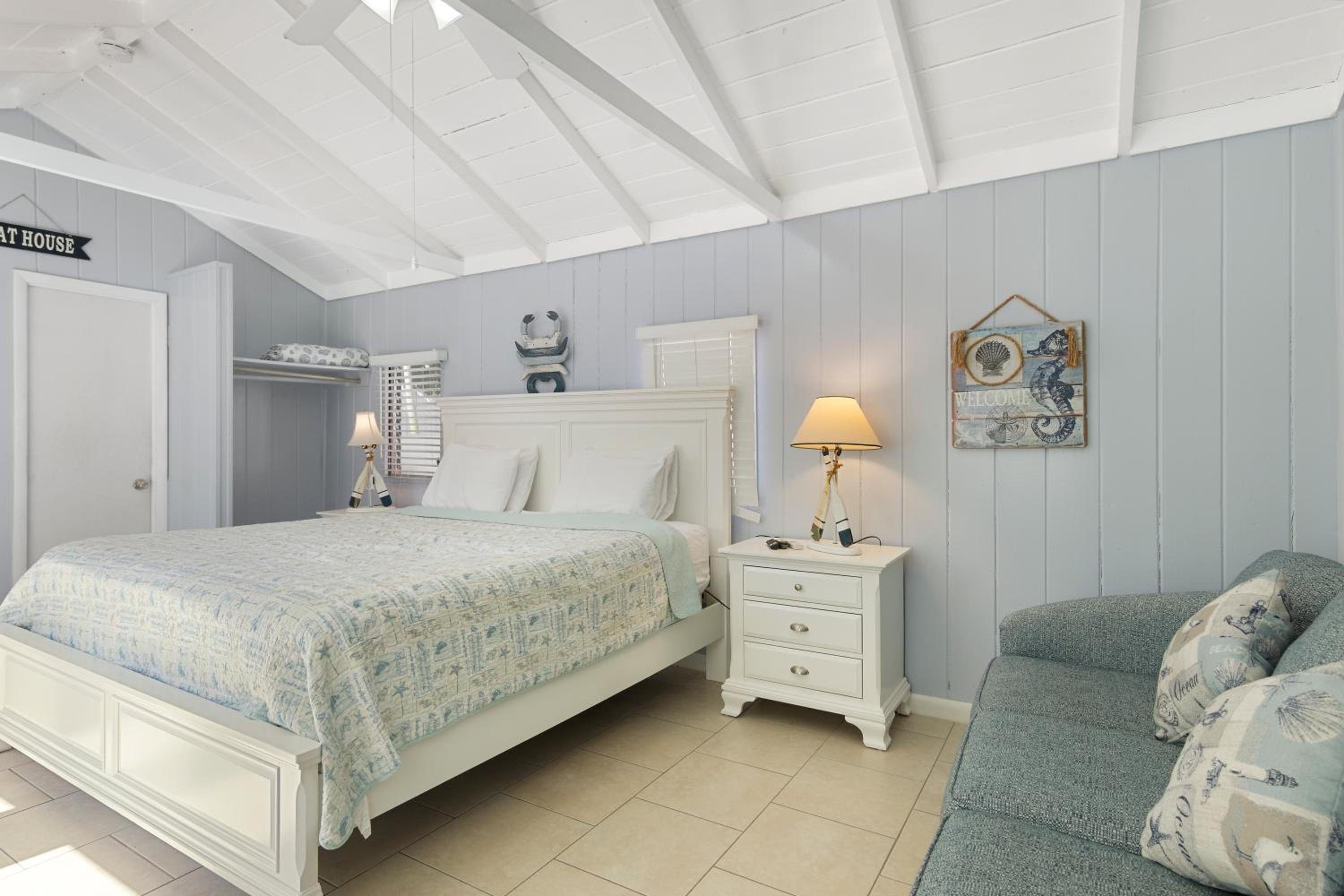 Tropical Cottages