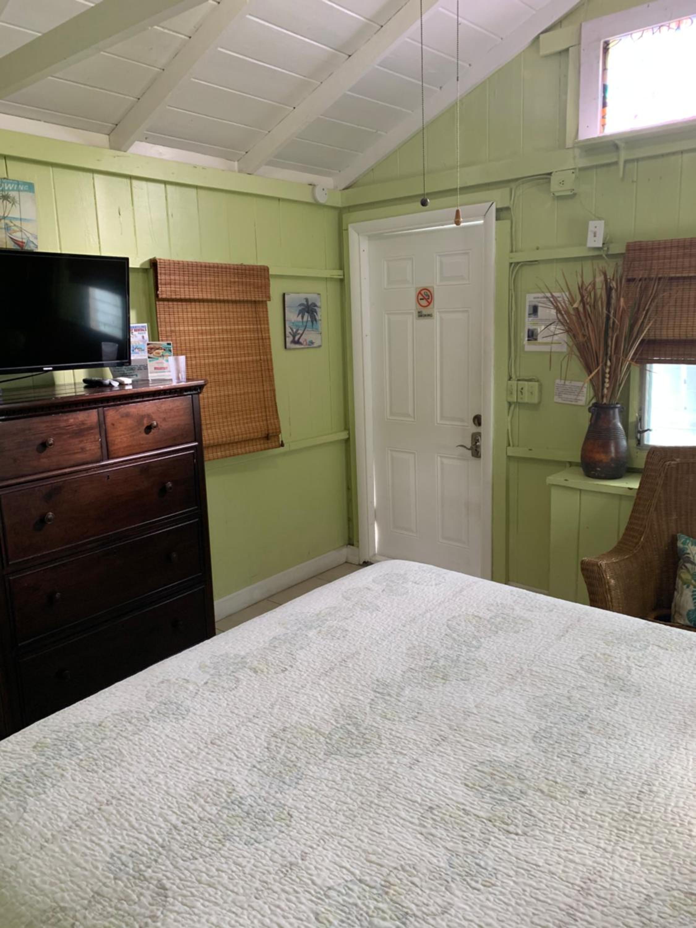Tropical Cottages
