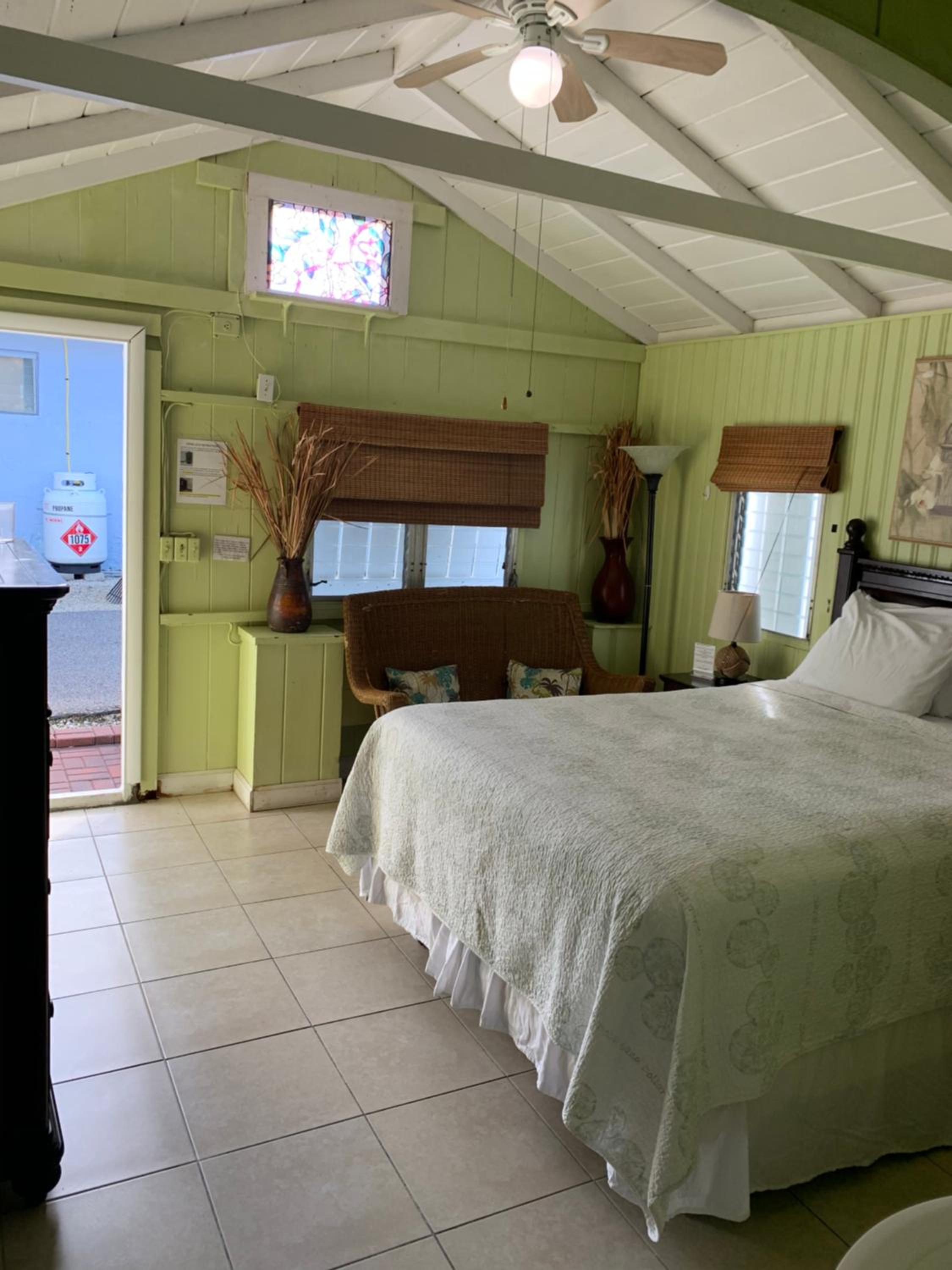 Tropical Cottages