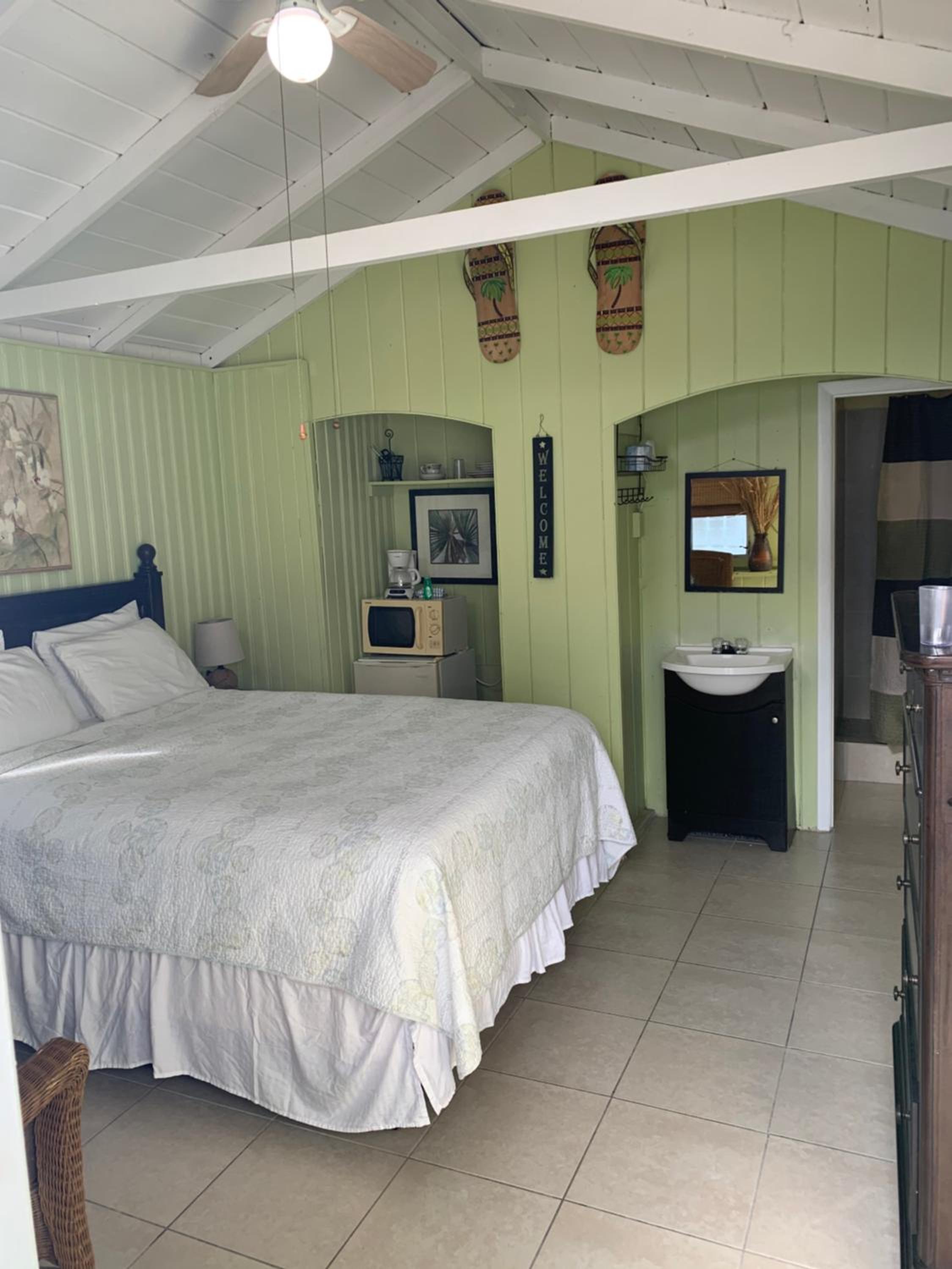 Tropical Cottages