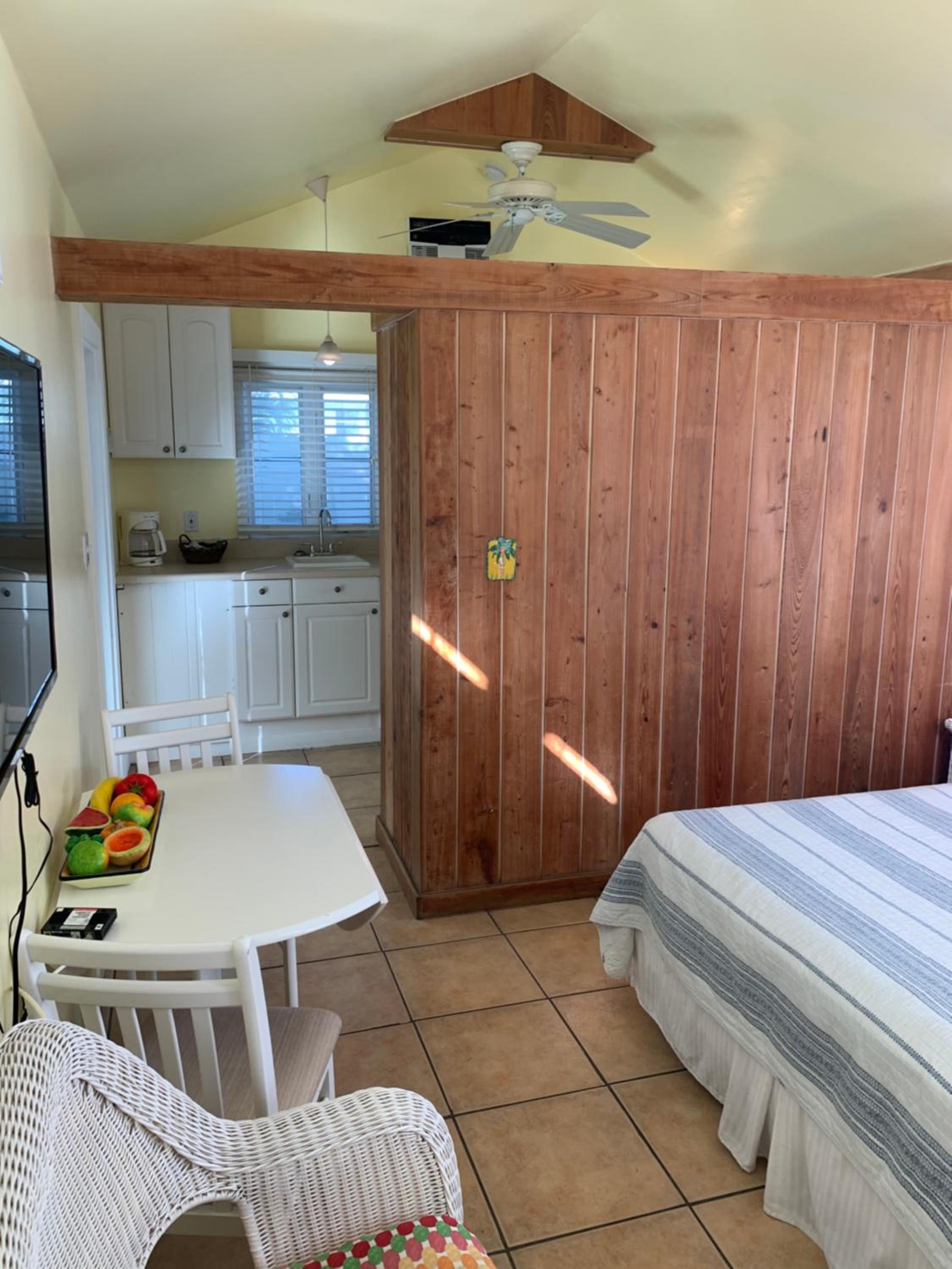 Tropical Cottages