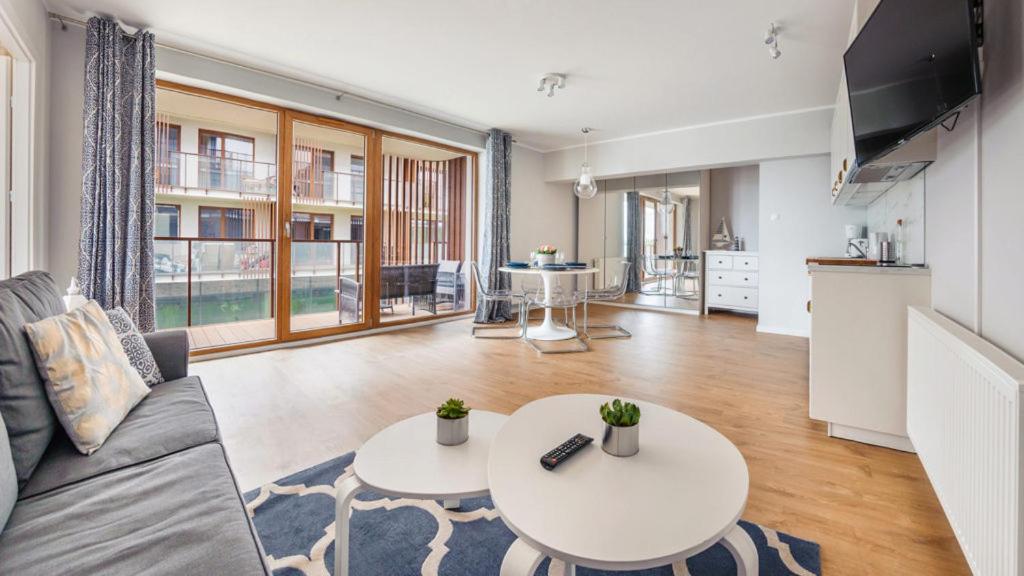 Apartament PRESTIGE z Basenem - 5D Apartamenty view 4