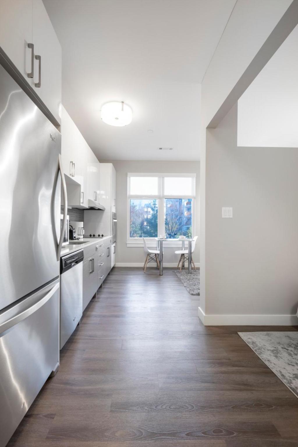 Global Luxury Suites East Boston