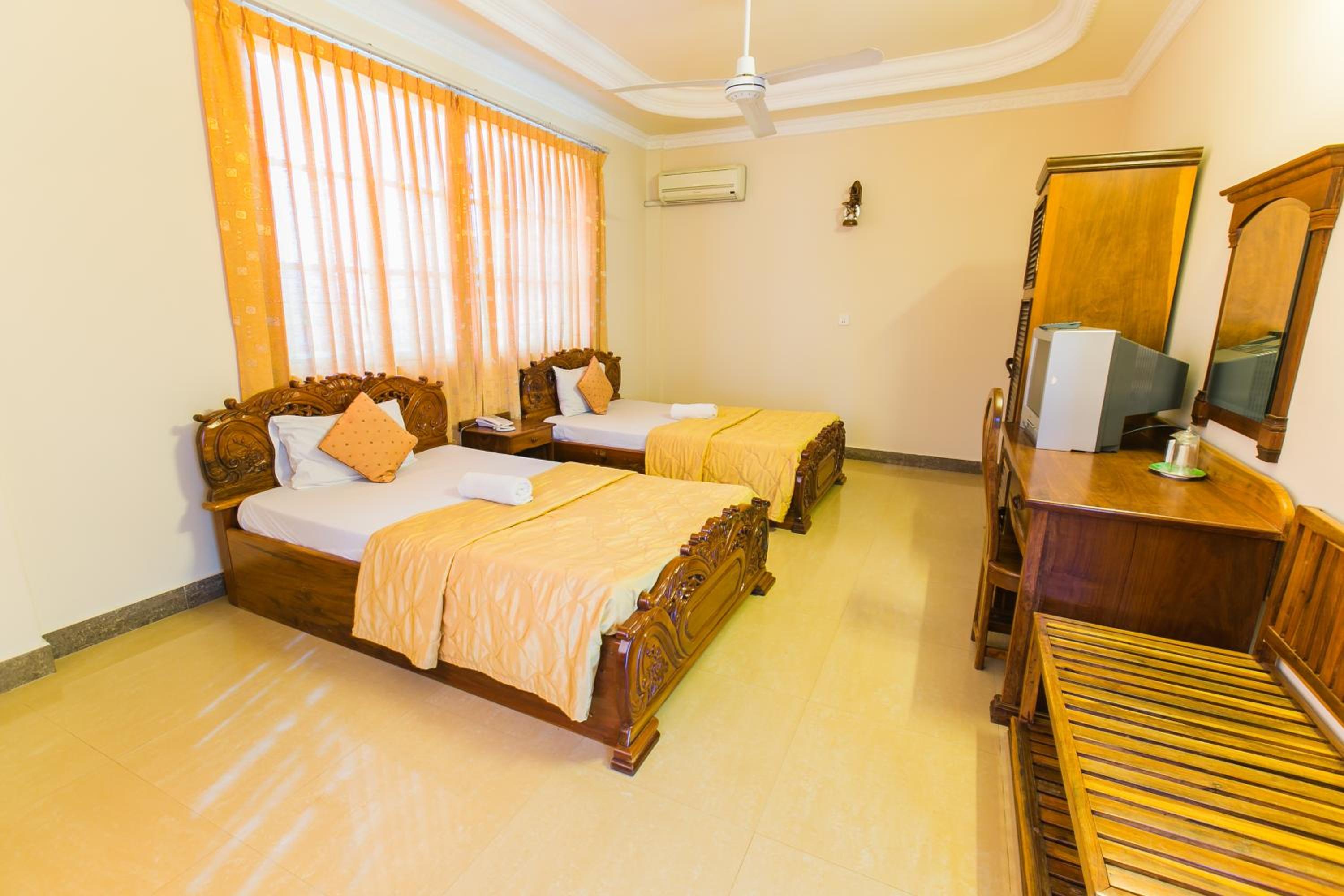 Battambang Vacations - Star Hotel - Property Image 9