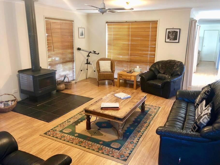 1 Tecoma Ave