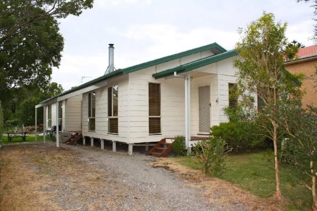 1 Tecoma Ave