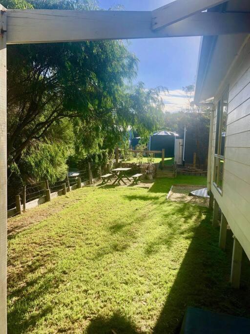 1 Tecoma Ave