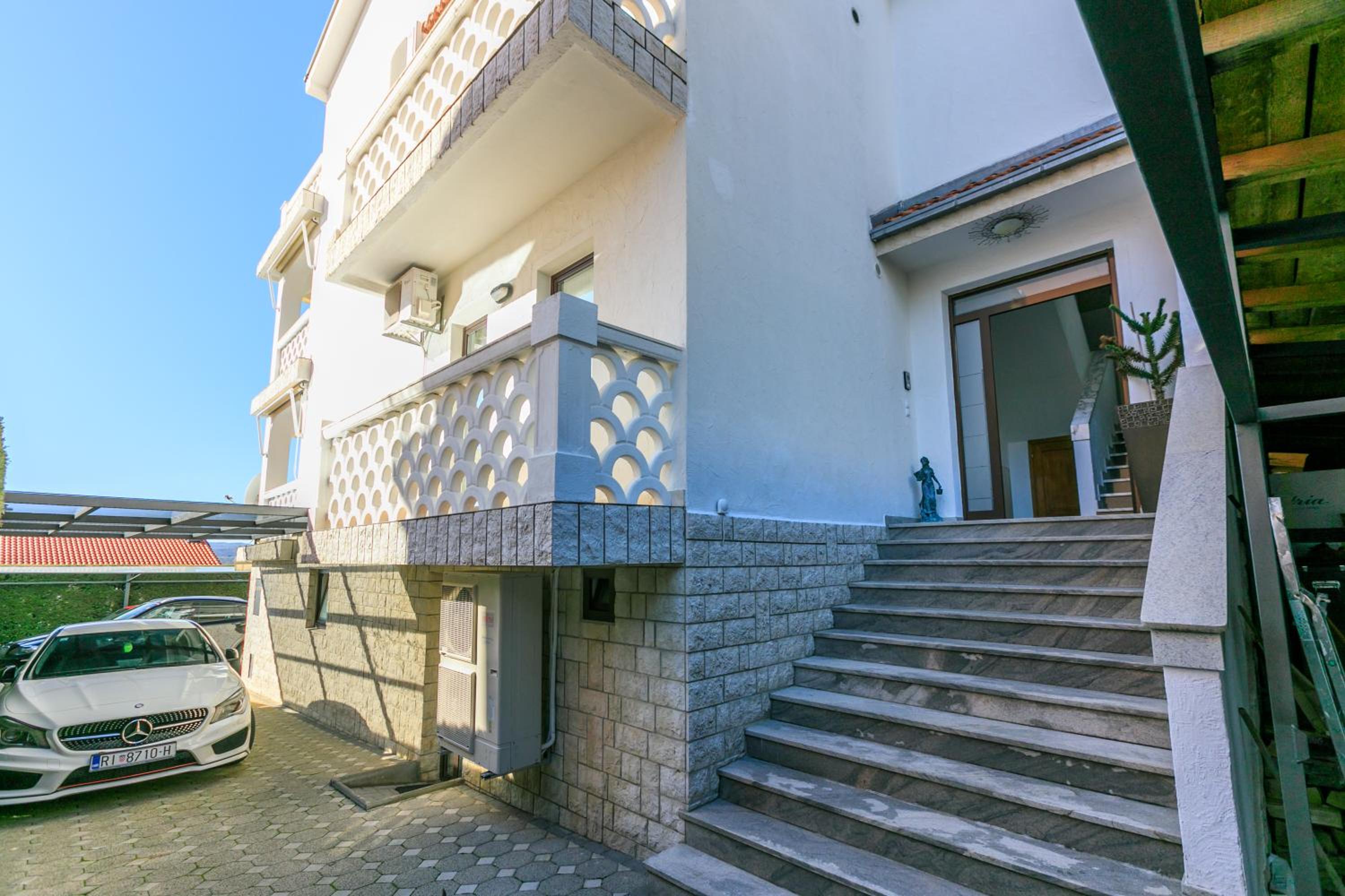 Apartment Eni Selce view 4