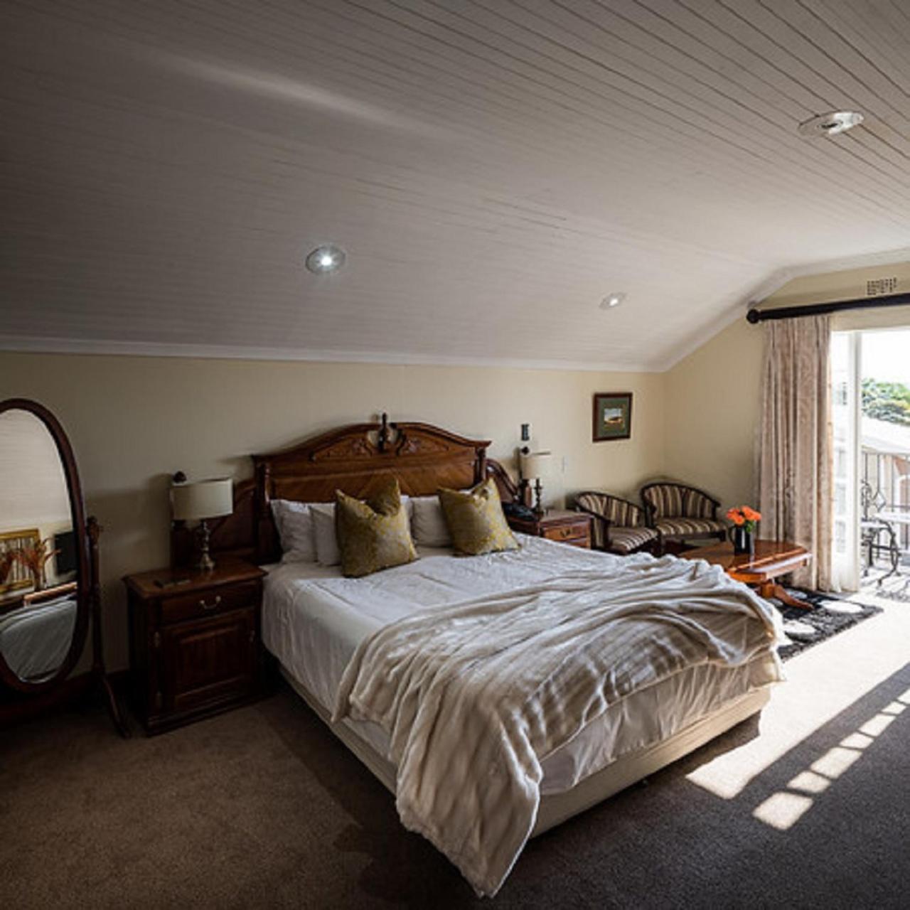 Gallo Manor Executive Bed & Breakfast