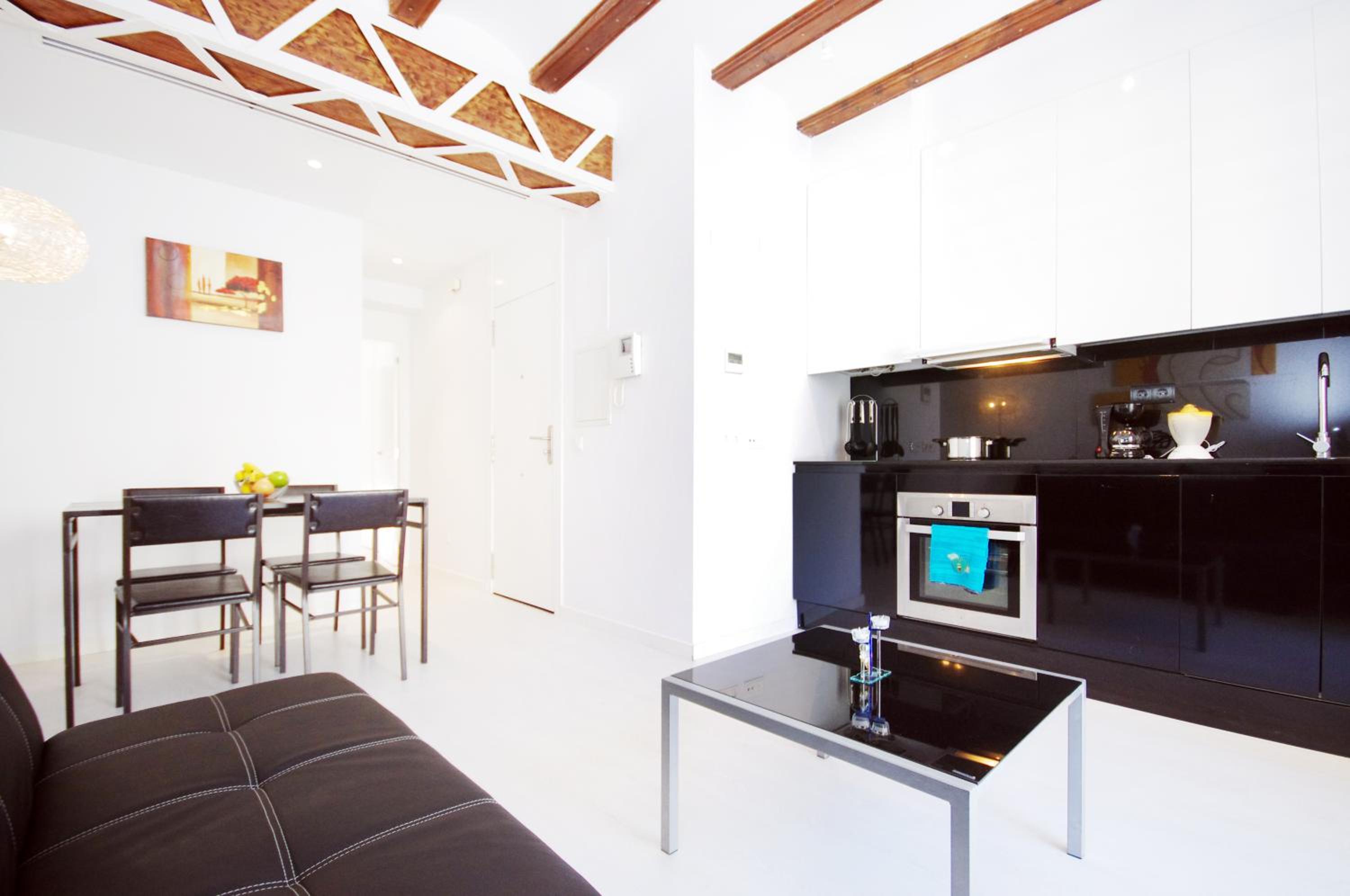 Mosen Sorell Apartments
