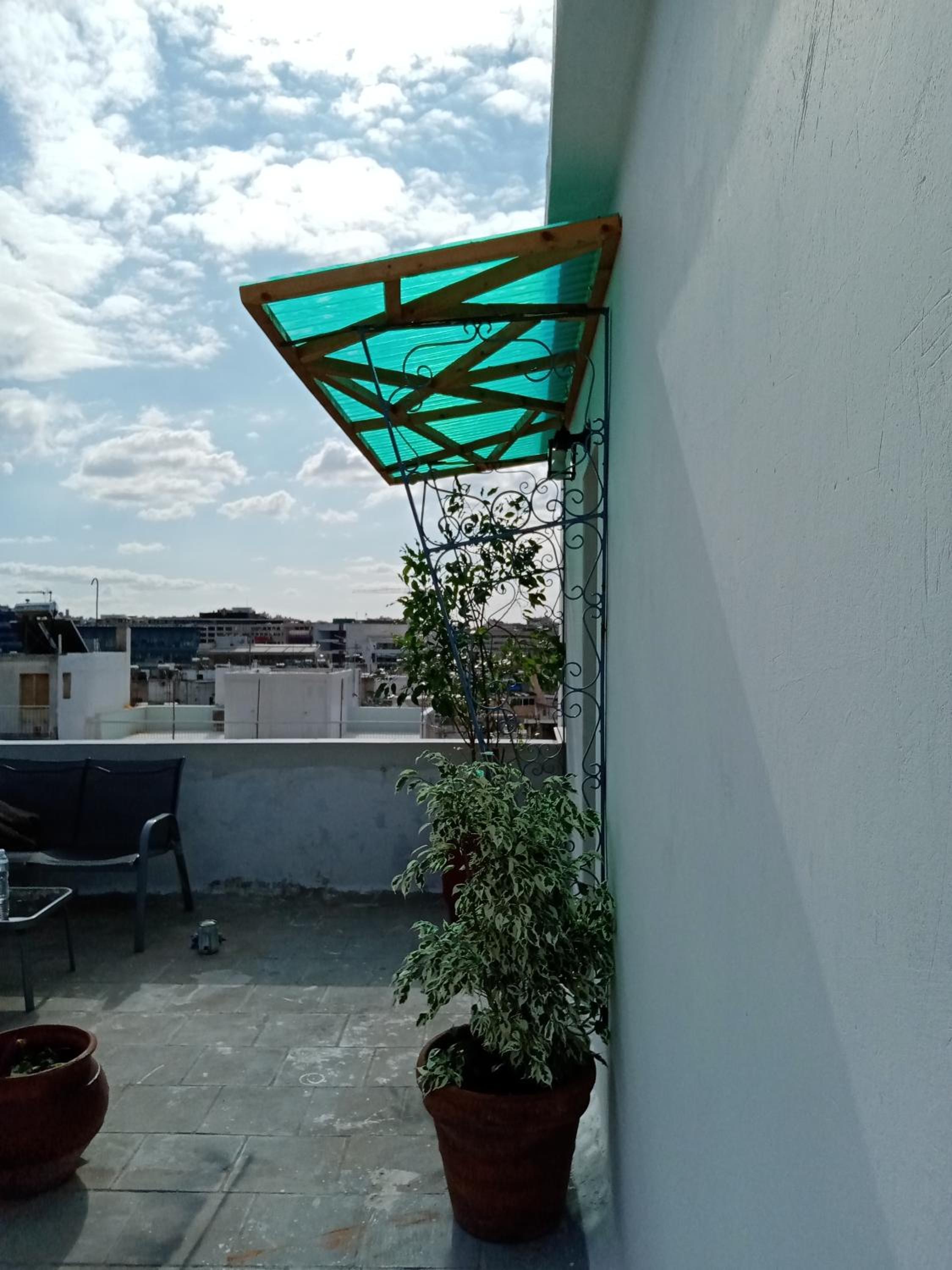 Roof Top Studio in Koukaki