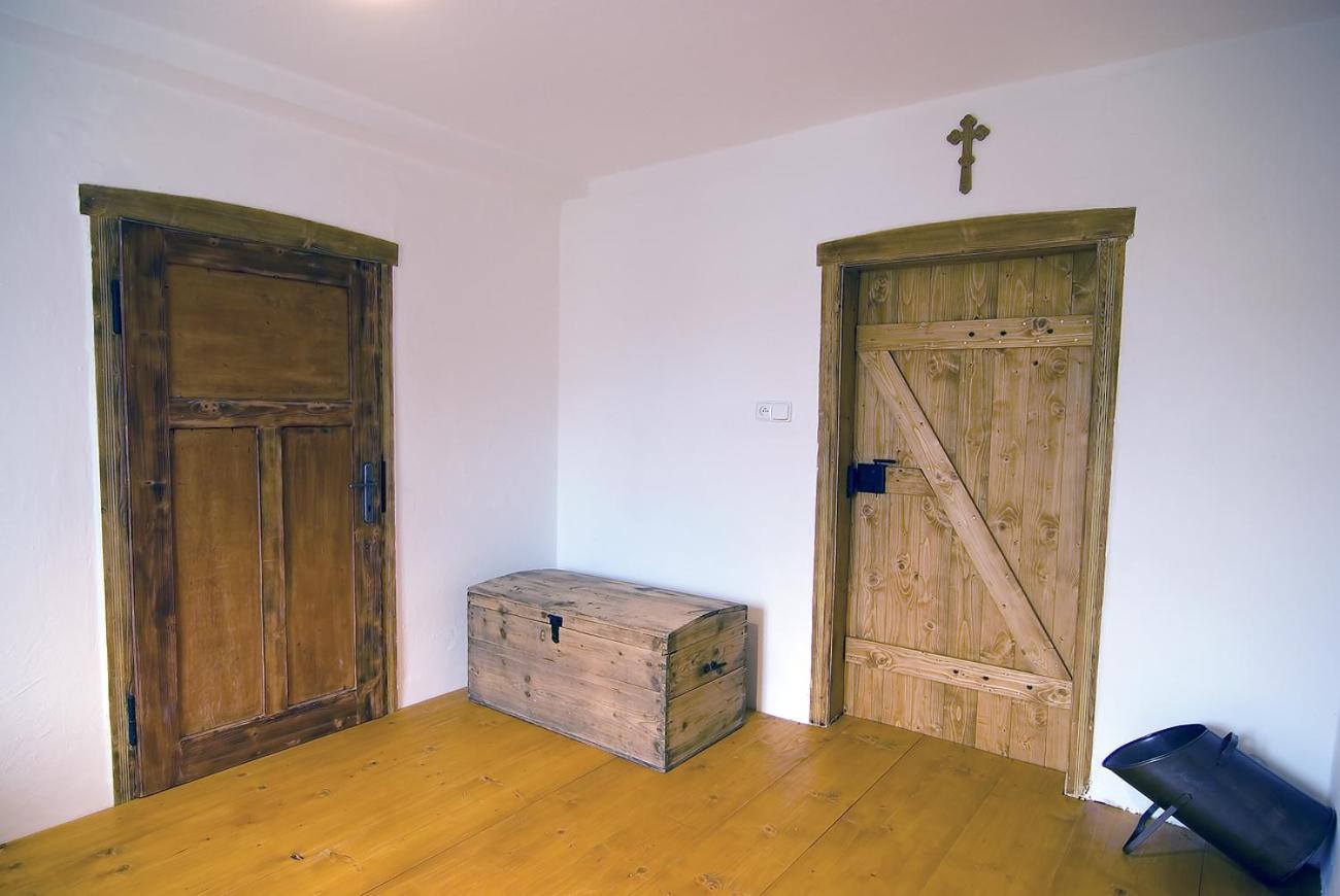 Photo 18
