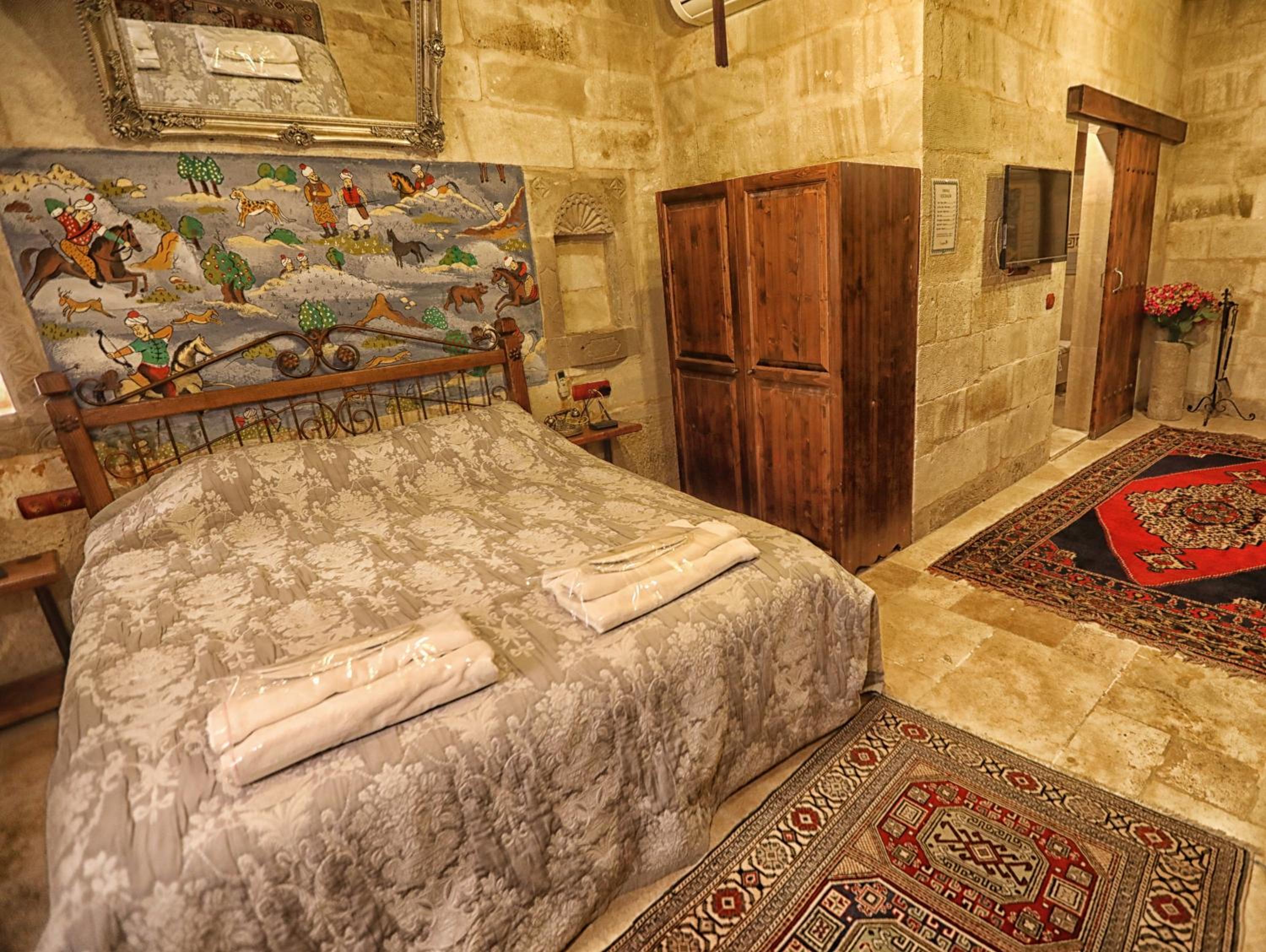 The Dorm Cave By Travellers becomes The Dorm Cave Yurt. - Image 56
