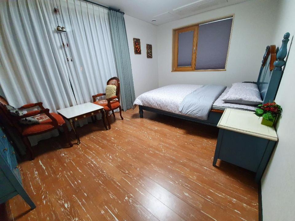 Jeju TheRiche Pension