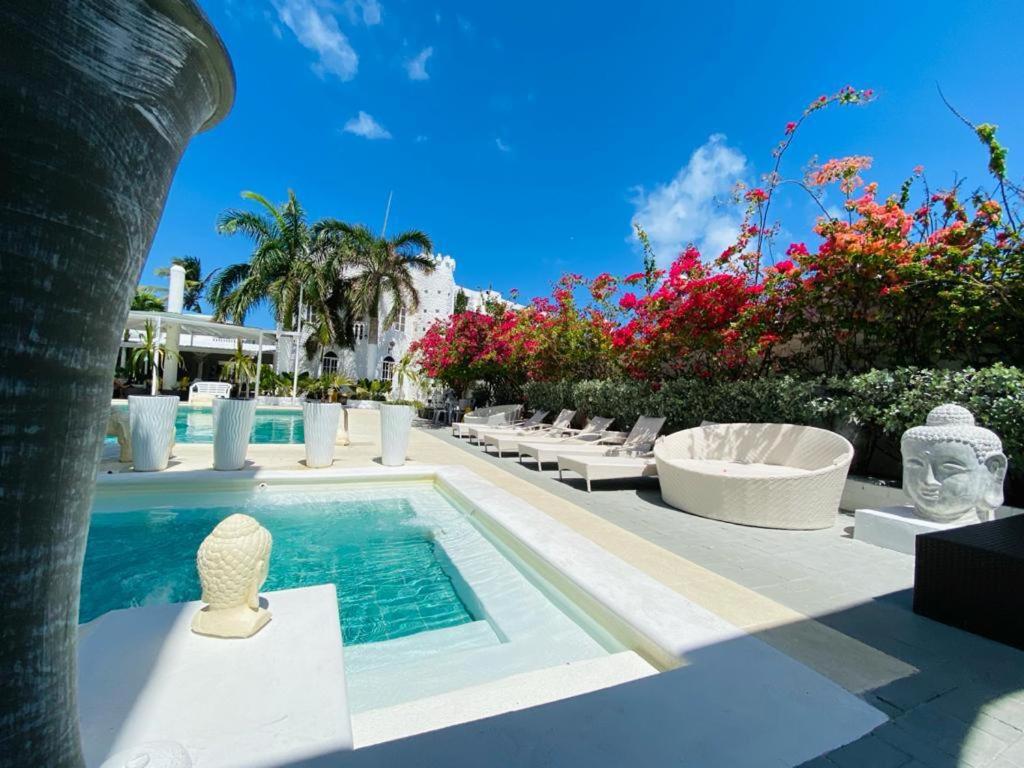 Hotel Le Castel Blanc Hotel Boutique - Image 1