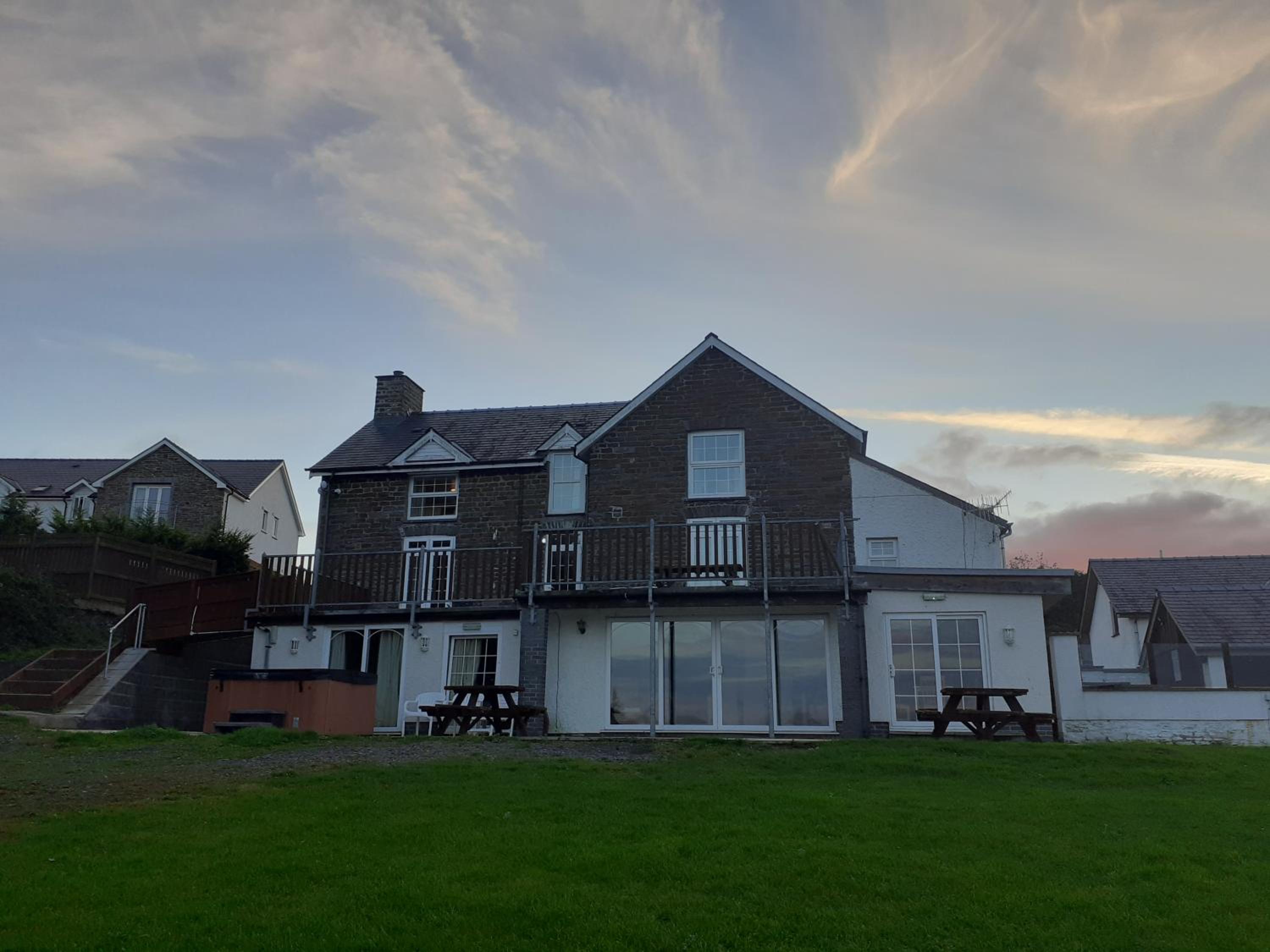 Hotel Bryncarnedd Farmhouse