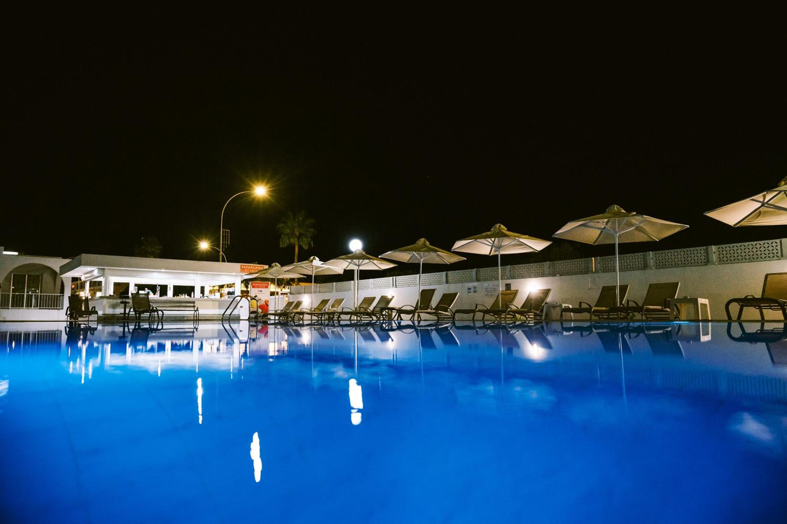 Kaos Hotel Apartments