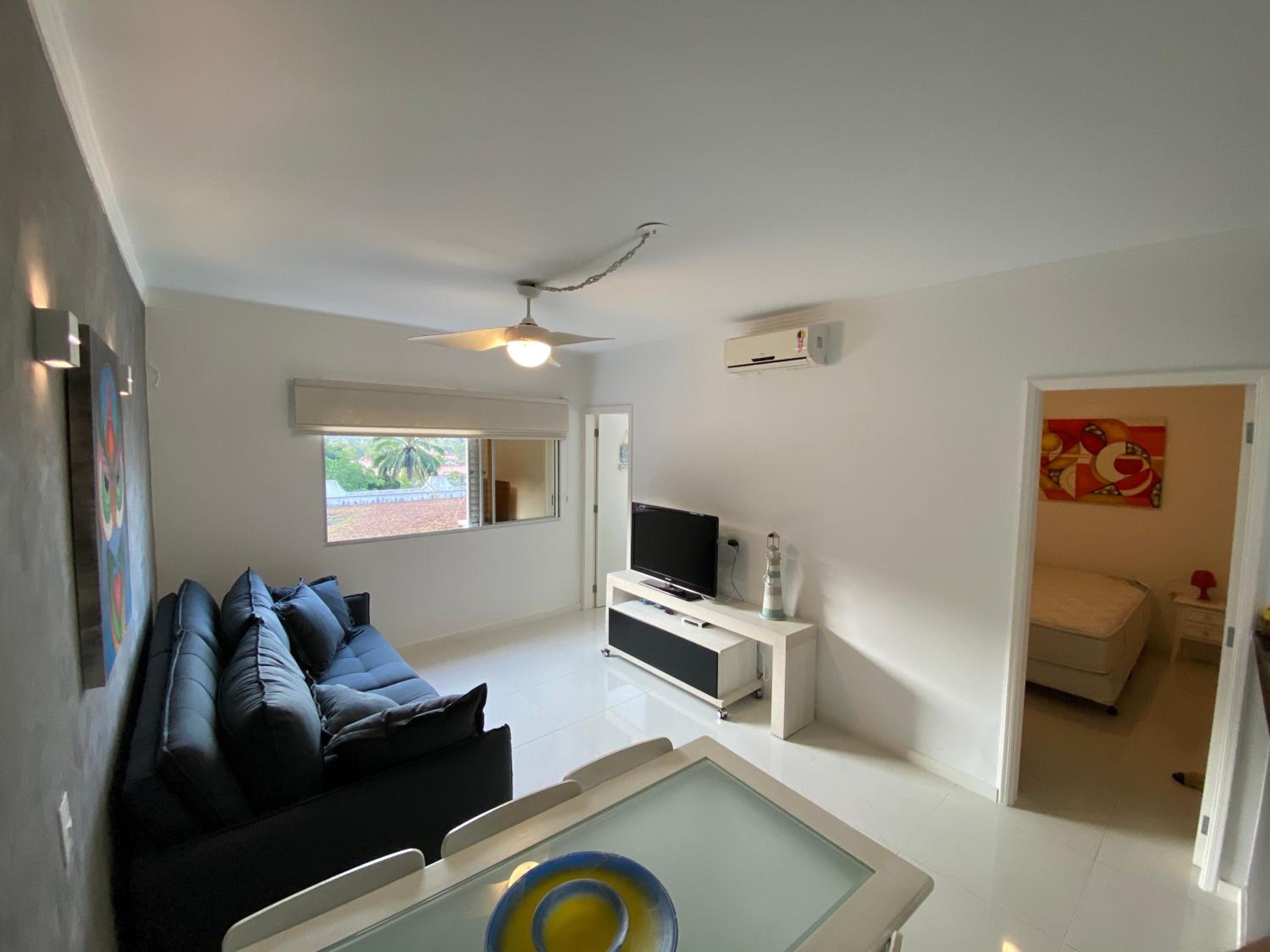Apartamento Ubatuba Vista para o mar e pé na areia - Praia das Toninhas