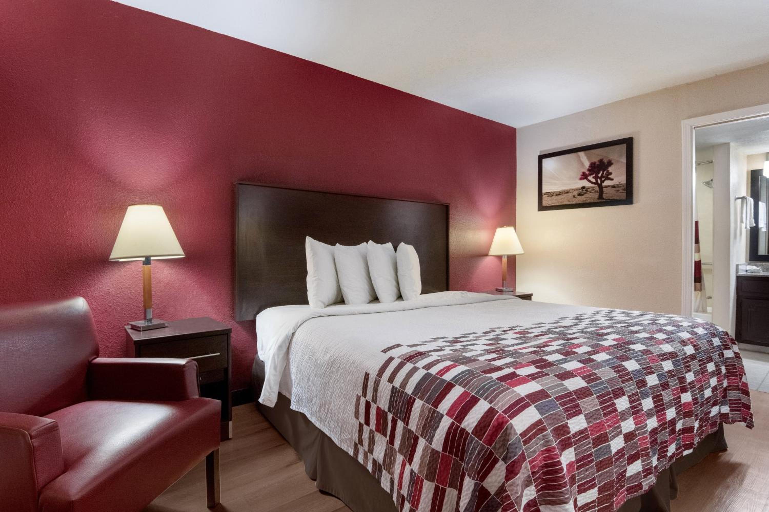 Rodeway Inn Waco Downtown near University