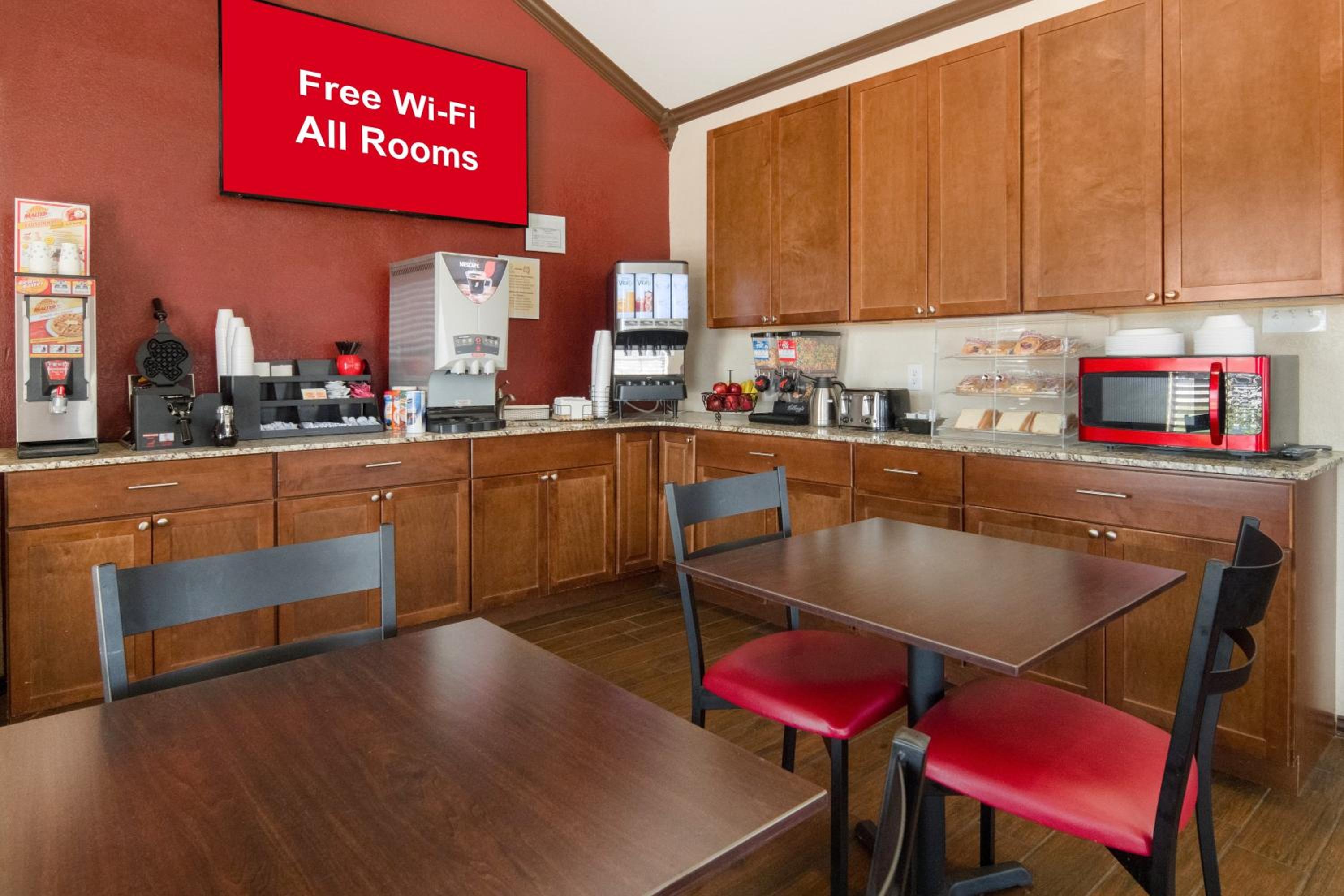 Rodeway Inn Waco Downtown near University