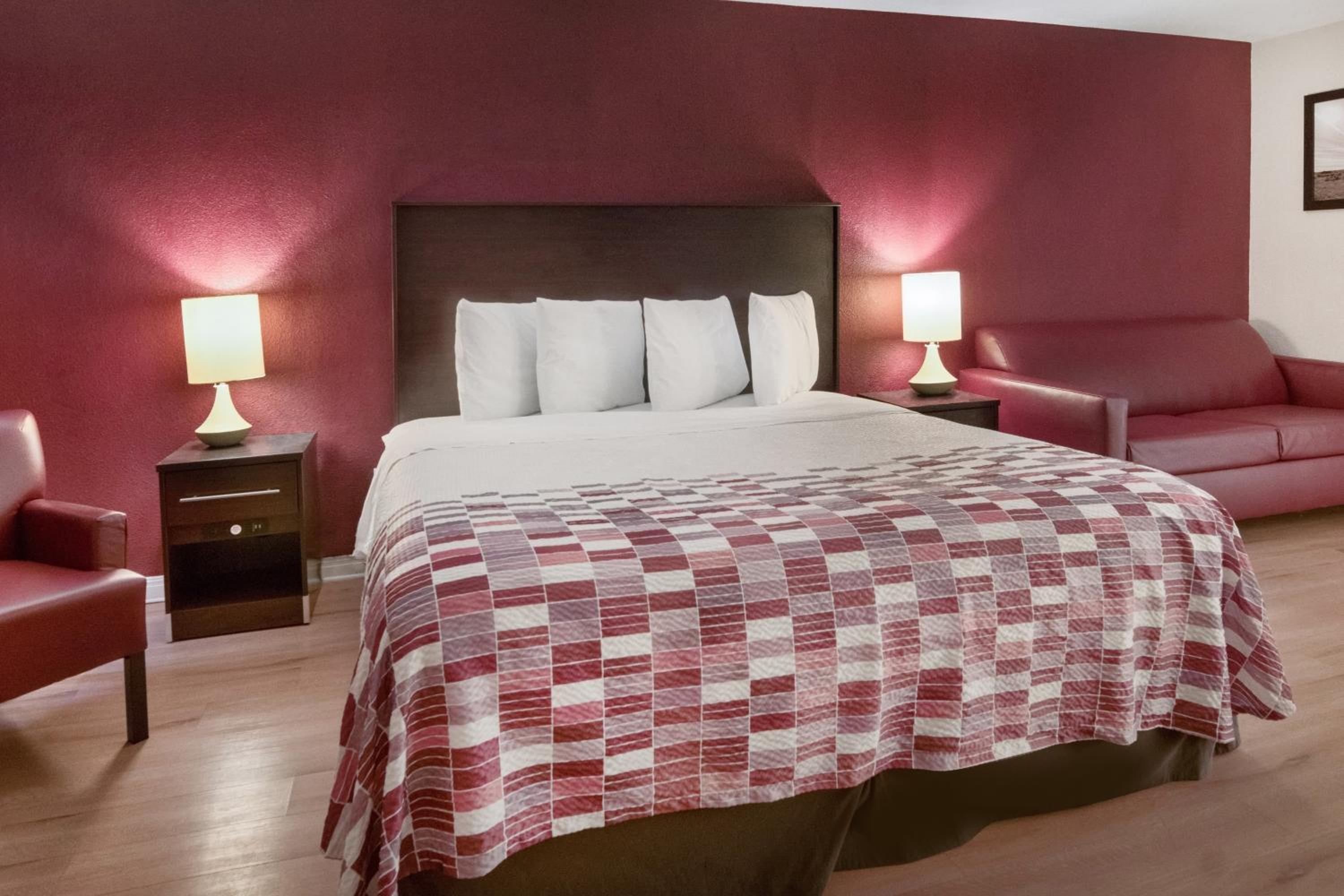 Rodeway Inn Waco Downtown near University